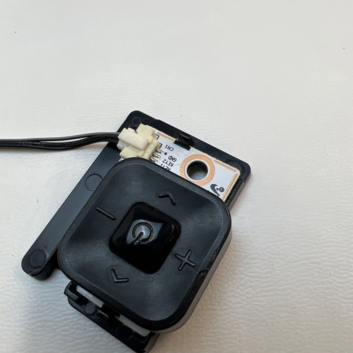 TV SAMSUNG UE40JU6500K POWER BUTTON and IR RECEIVER UE55mu6220k