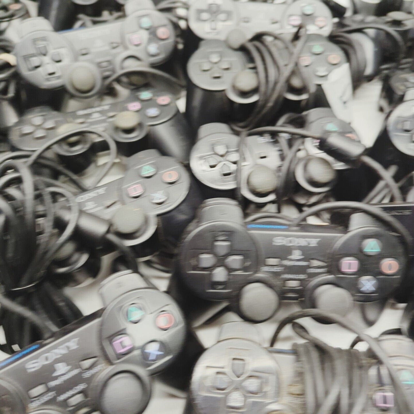 Faulty - 38x Genuine Playstation 2 ps2 Controllers Black Silver Job lot