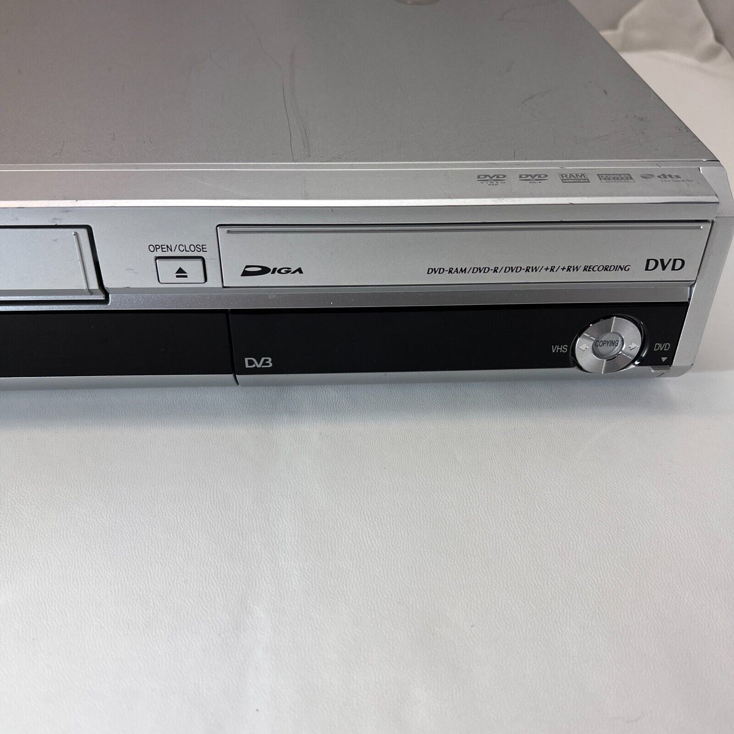 PANASONIC DMR-EZ47 SILVER VHS VCR DVD Recorder Combination Copy Video to DVD