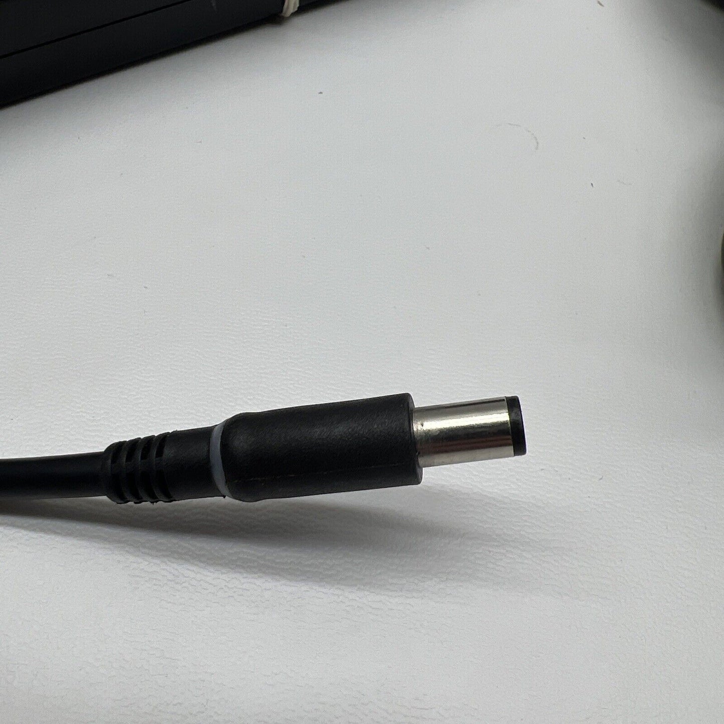 Genuine Dell LA240PM160 240W AC Laptop Charger GA240PE1-00 19.5V 12.3A 7.5mm