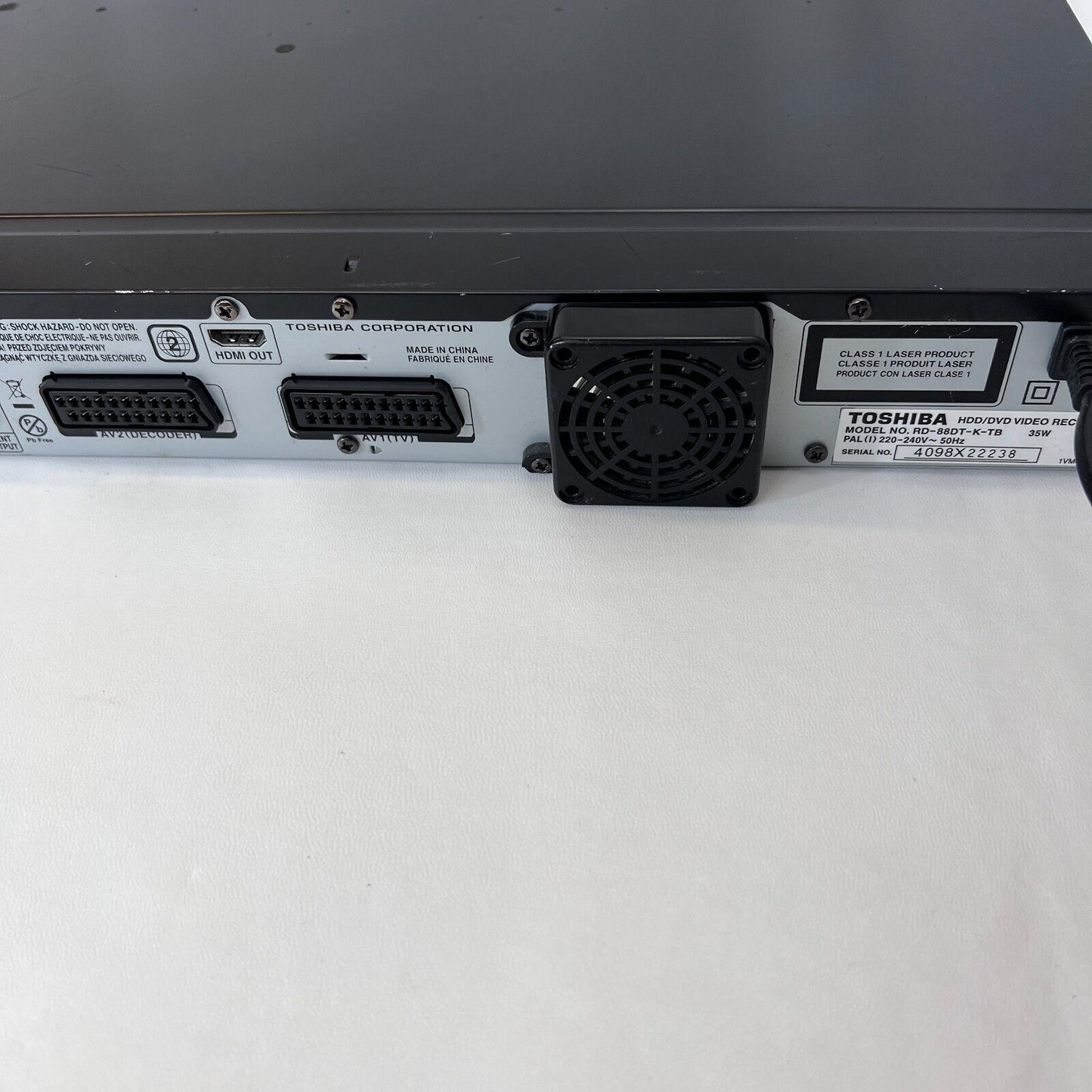 Toshiba RD-88DT DVD Recorder 1080p 160GB Hard Drive Black with Remote + Cable