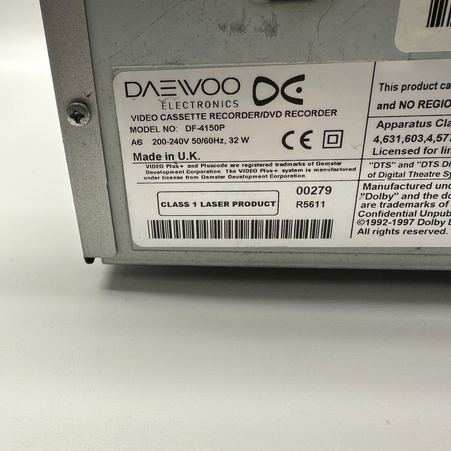 Daewoo DF-4150P DVD Recorder & VHS VCR with Remote + Cables RW RCA to HDMI Kit