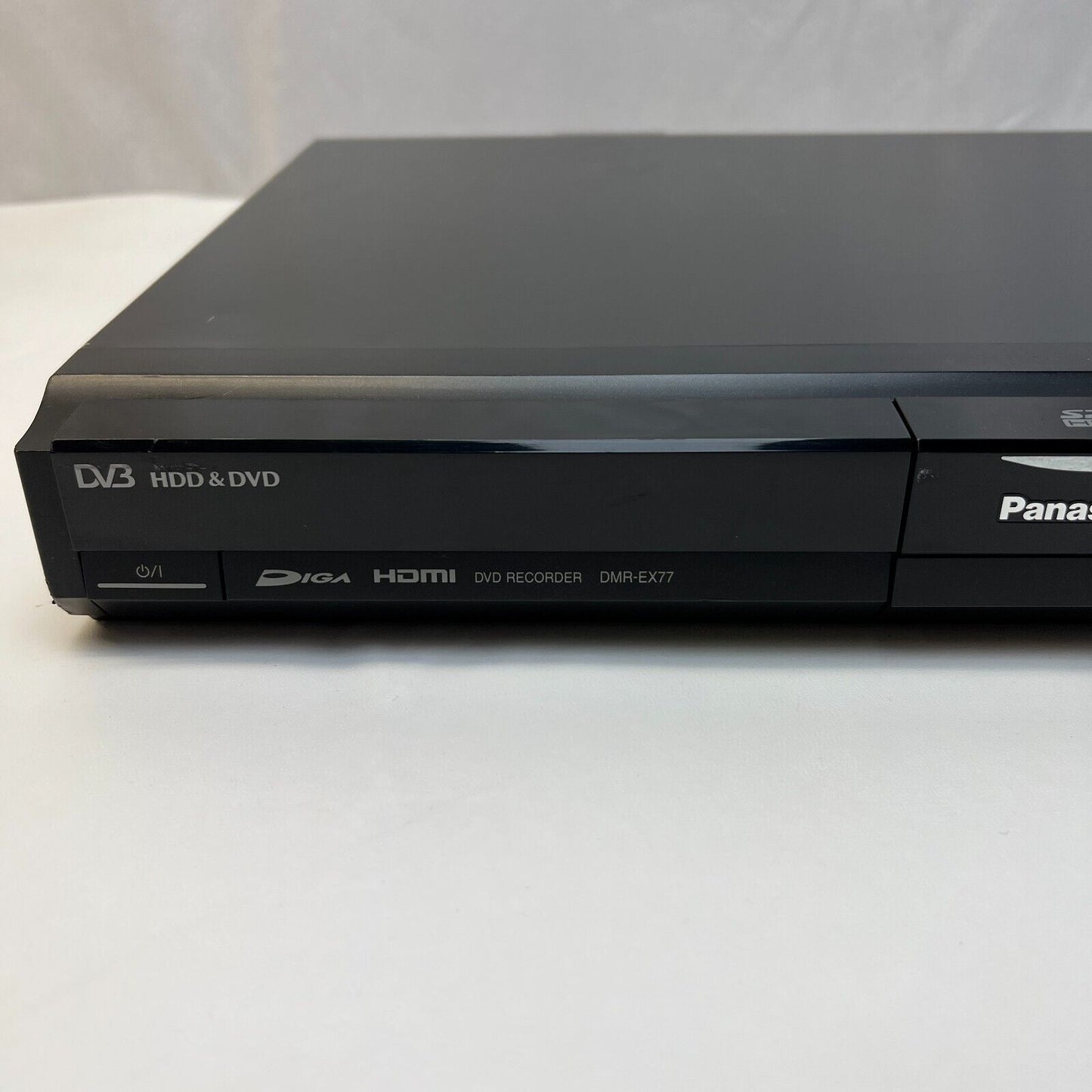 Panasonic DMR-EX77 DVD Recorder with 160GB HDD, Freeview, HDMI with Remote.