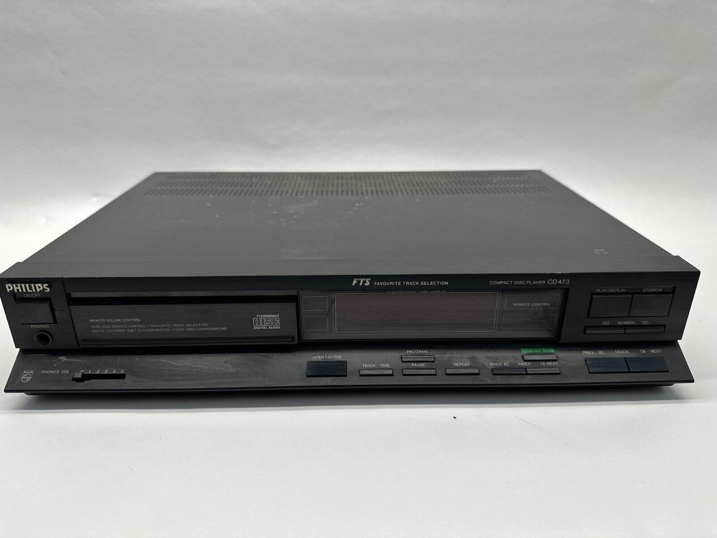 Philips CD 473 CD player blue flourecent tube display av retro vintage