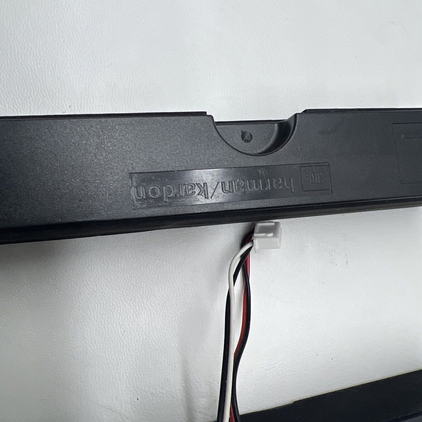 42 INCHES SHARP 42CI2KA TV SPEAKERS HARMAN KARDON E060-0121-005 HMN/SPK/0003