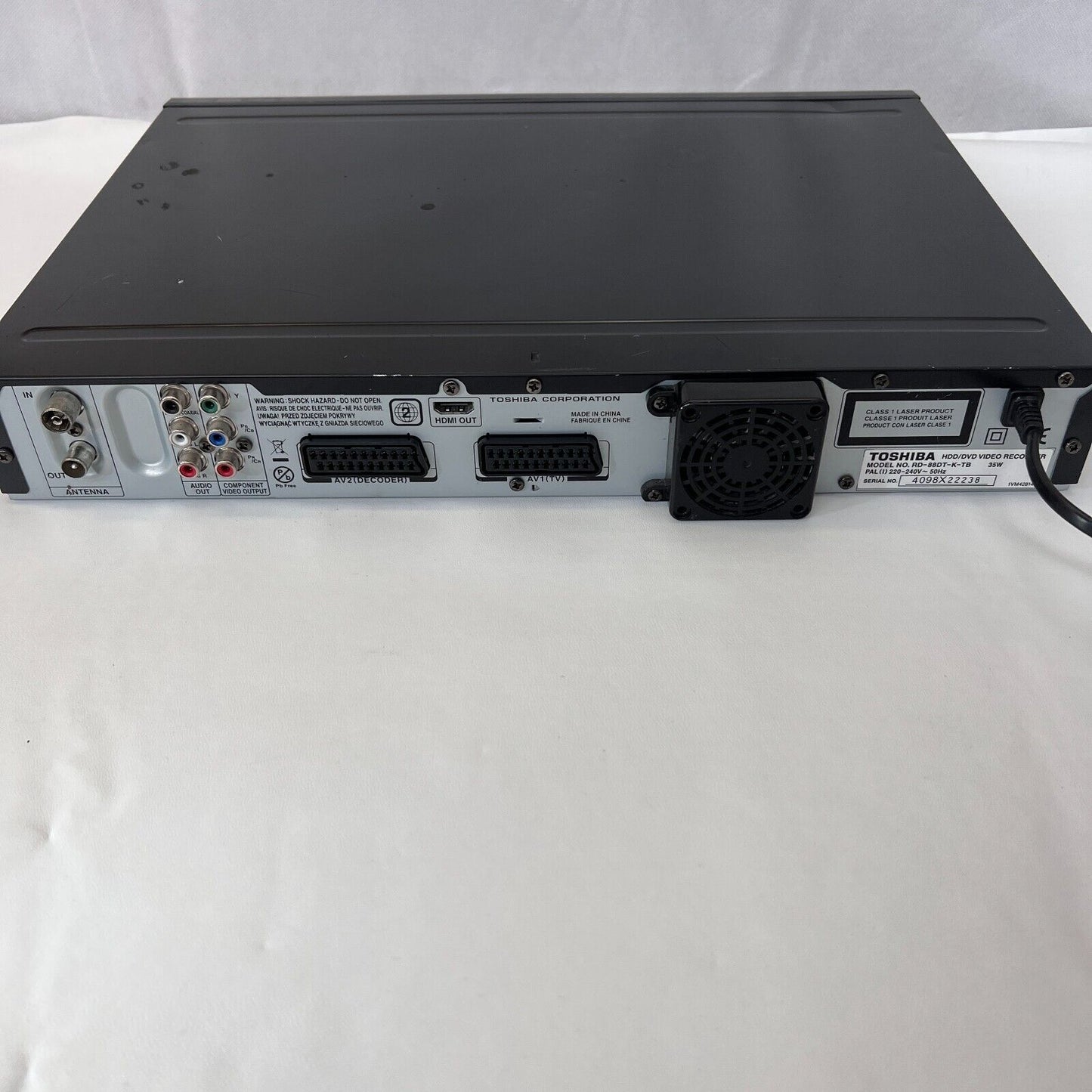 Toshiba RD-88DT DVD Recorder 1080p 160GB Hard Drive Black with Remote + Cable