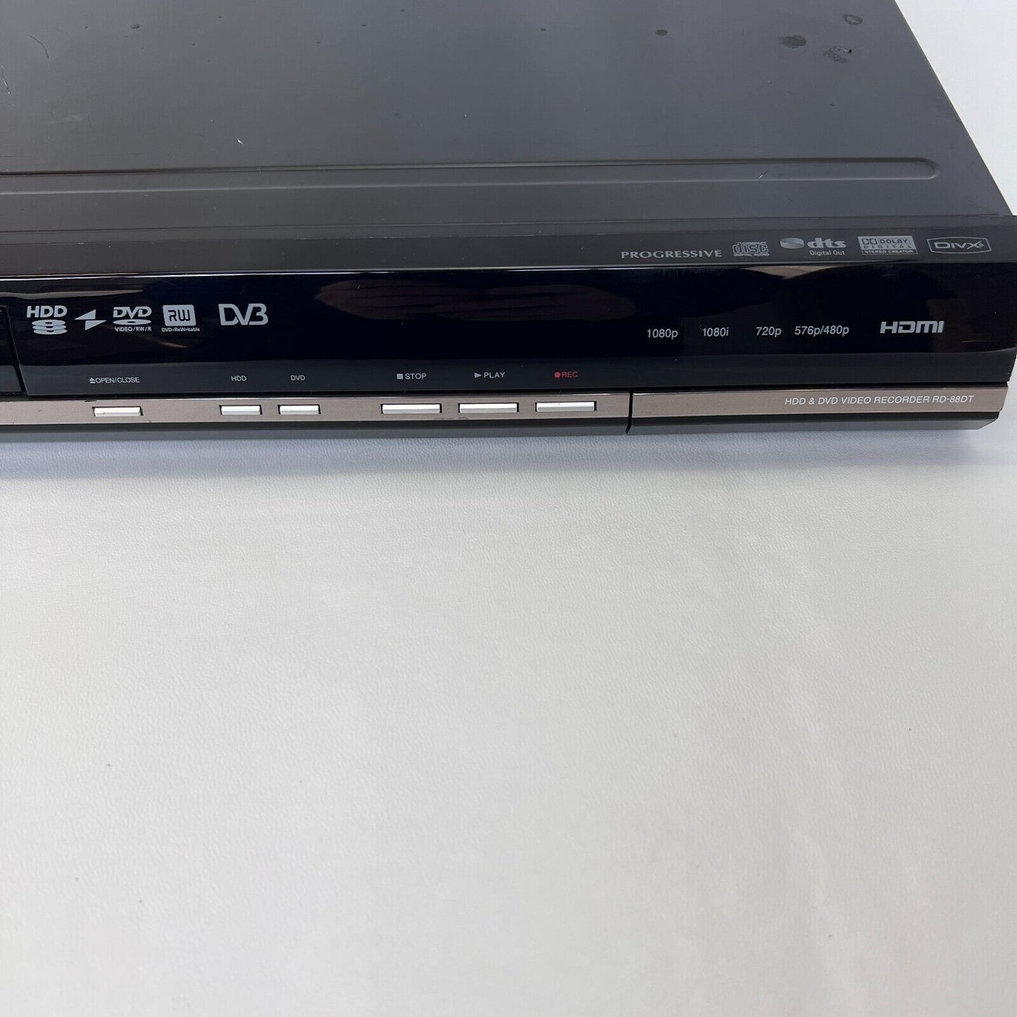Toshiba RD-88DT DVD Recorder 1080p 160GB Hard Drive Black with Remote + Cable