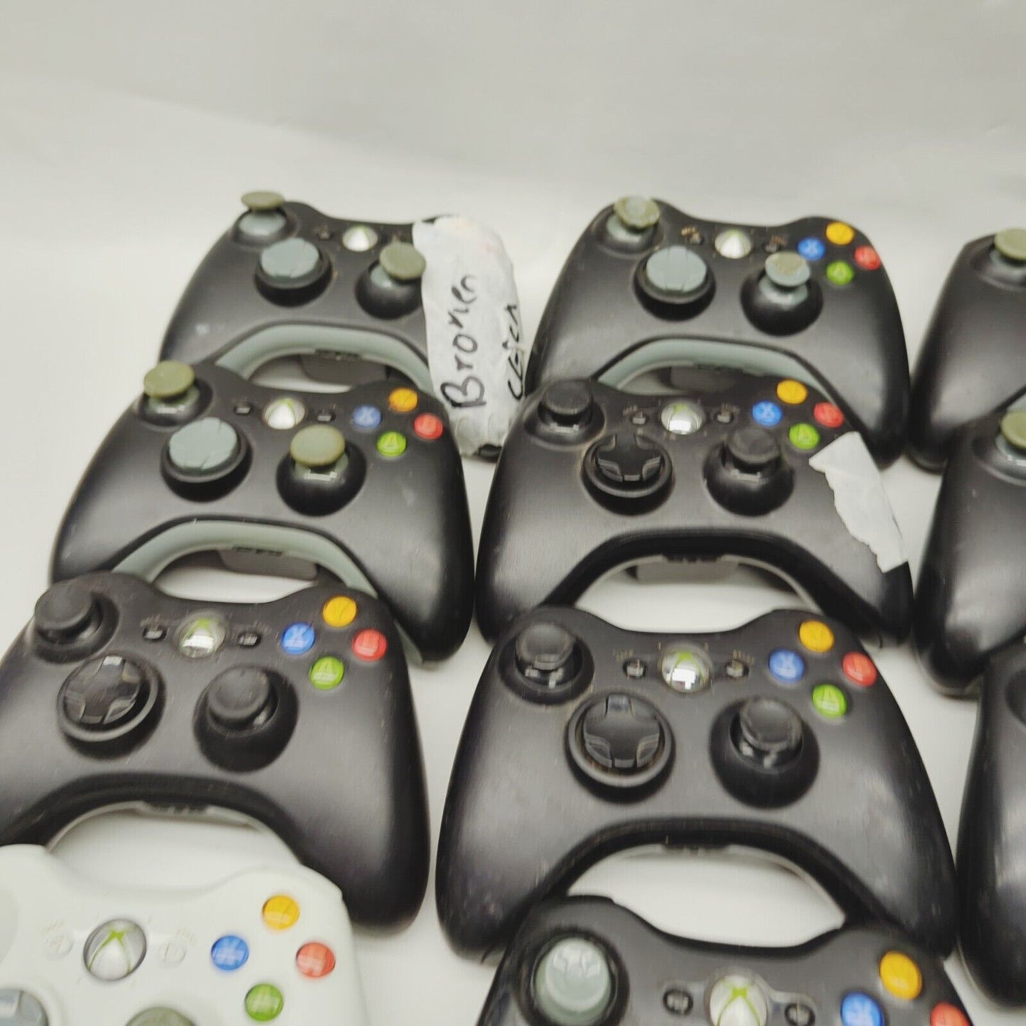 30x Xbox 360 X360 FAULTY Controllers Pads Various Faults Faulty gears of war