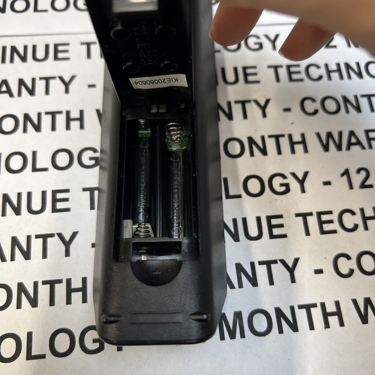 Samsung (BN59-00611A) Original/Genuine Remote Control / TV, DVD, STB, VCR