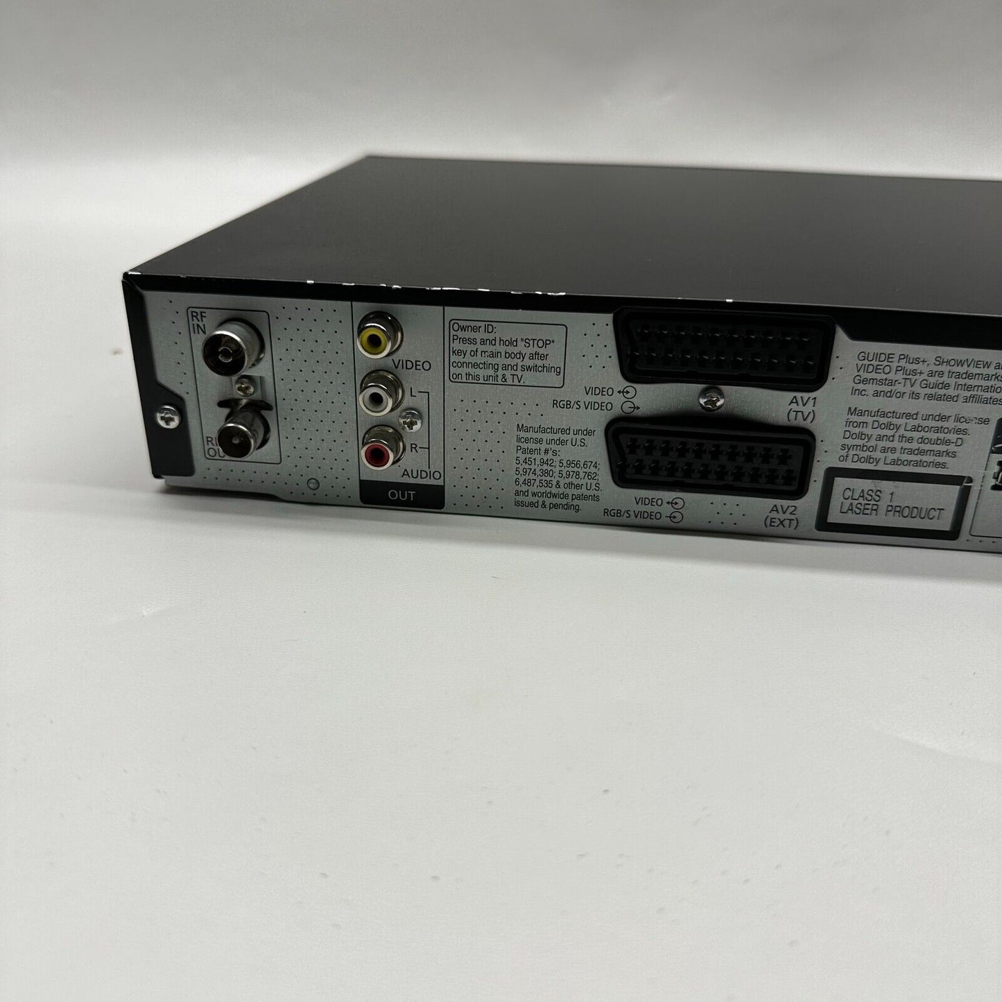 Panasonic DMR-EX773 160GB HDD Hard Drive recorder Freeview leads and remote