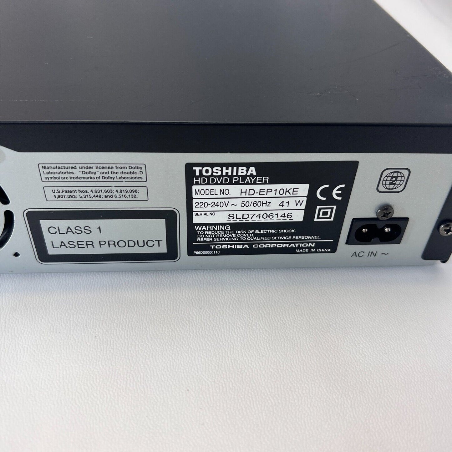 Toshiba HD-EP10 HD-DVD Player Black with Remote + HDMI Cable