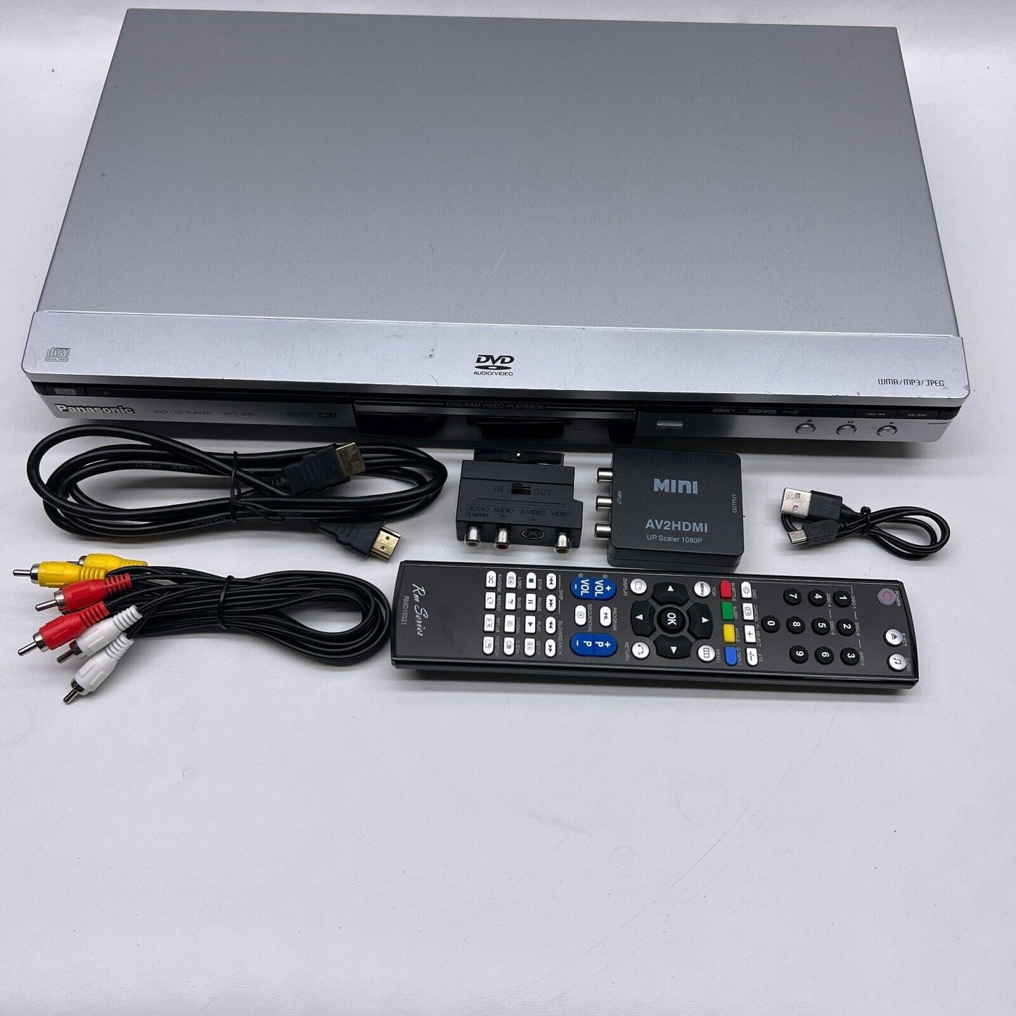 Panasonic DVD-S35 DVD Player Silver TESTED with Remote + Cables + AV to HDMI KIT