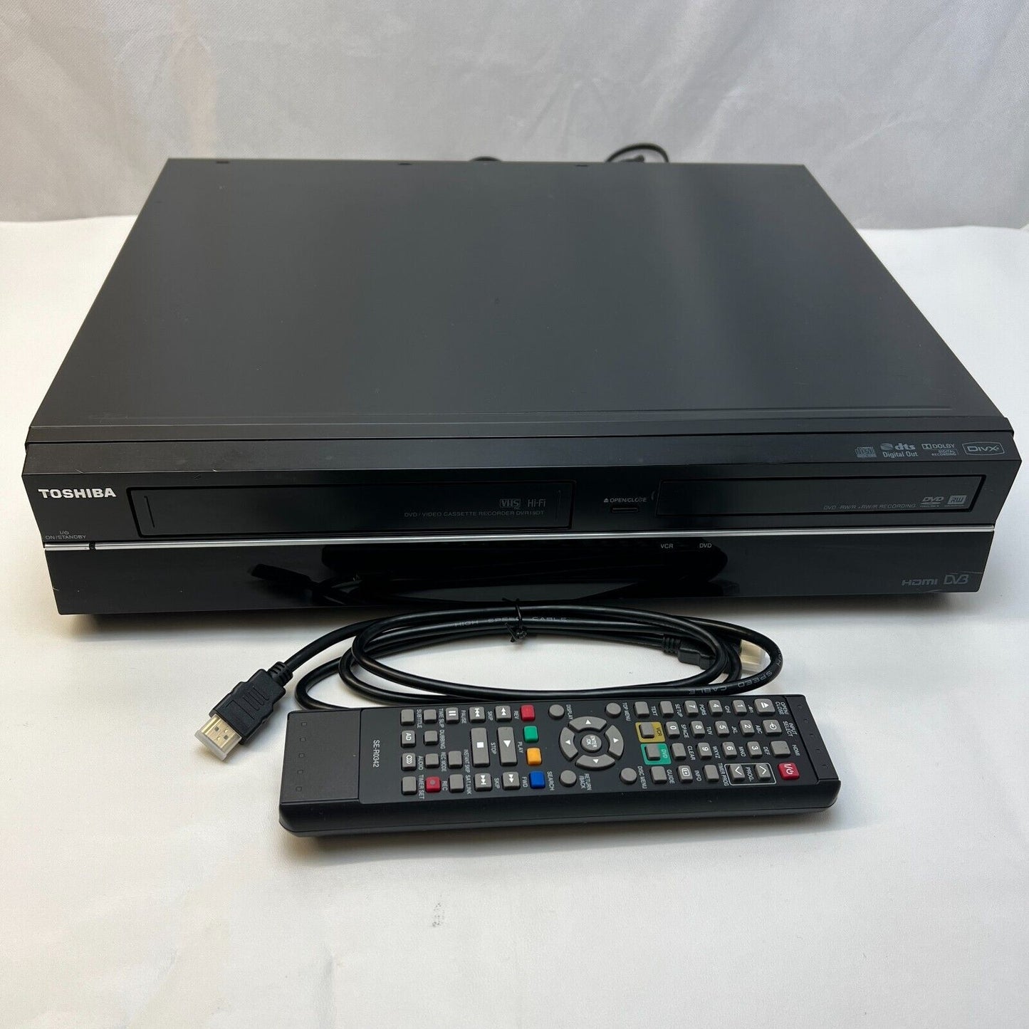 Toshiba DVR19 Freeview DVD/VCR Combi Recorder With HDMI and USB *VHS TO DVD*