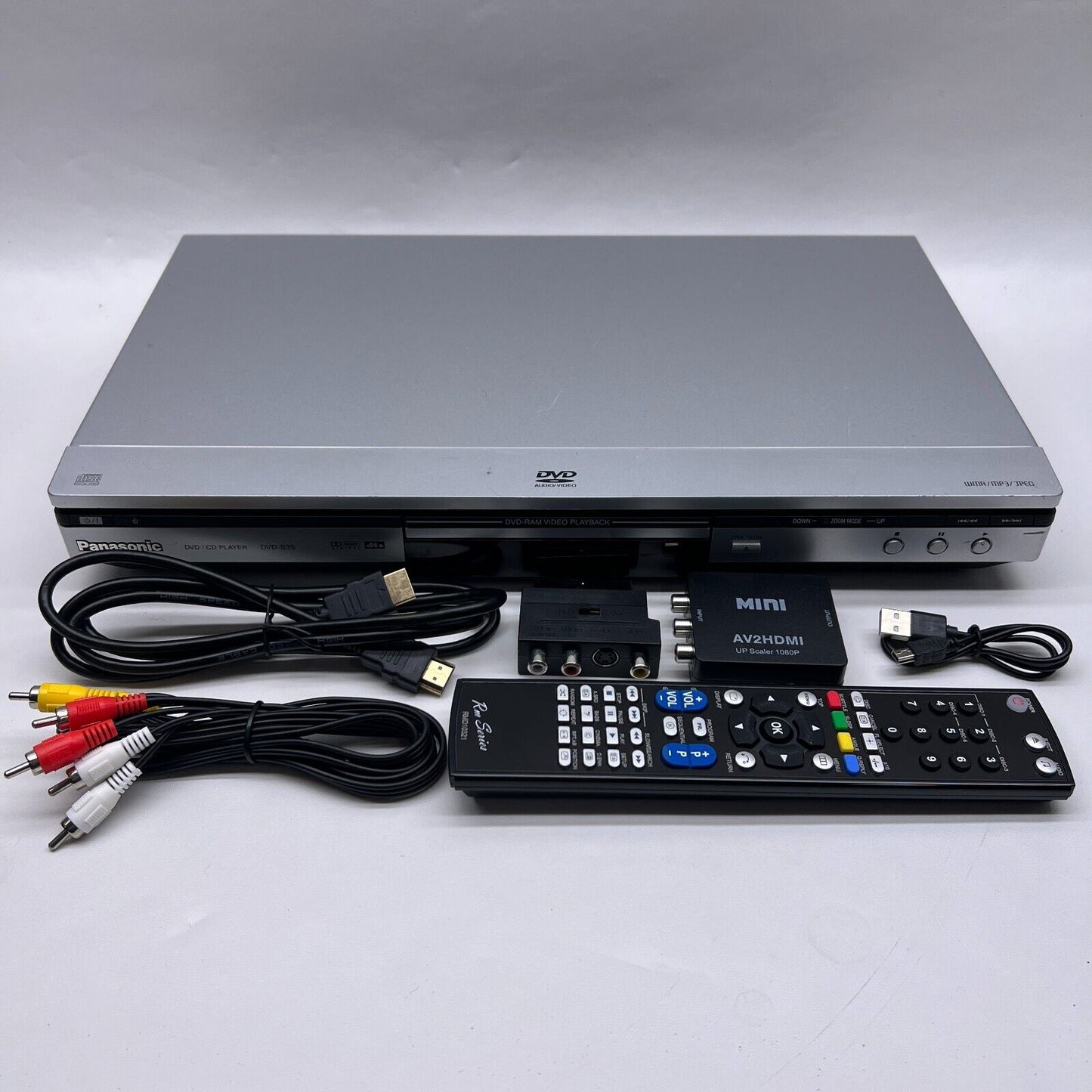 Panasonic DVD-S35 DVD Player Silver TESTED with Remote + Cables + AV to HDMI KIT