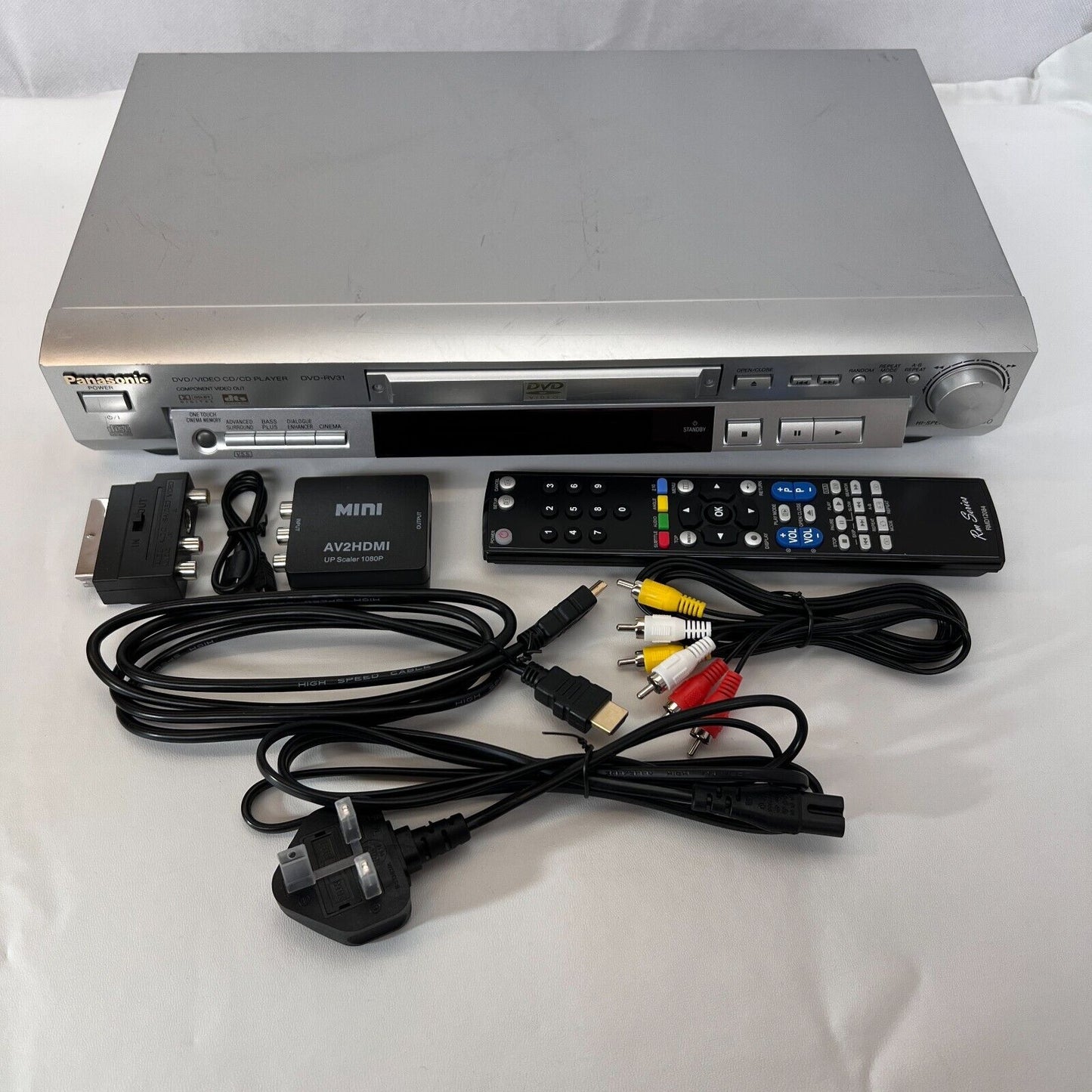 Panasonic DVD-RV31 DVD CD Player Silver with Remote + Cable + NTSC/PAL Converter