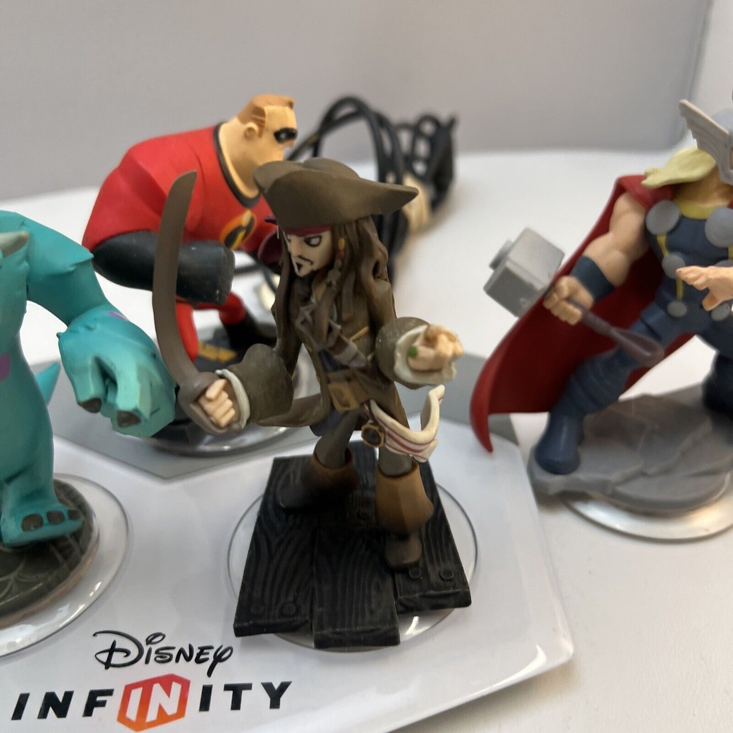 DISNEY INFINITY 1.0 XBOX 360 STARTER PACK - USED CONDITION - TESTED