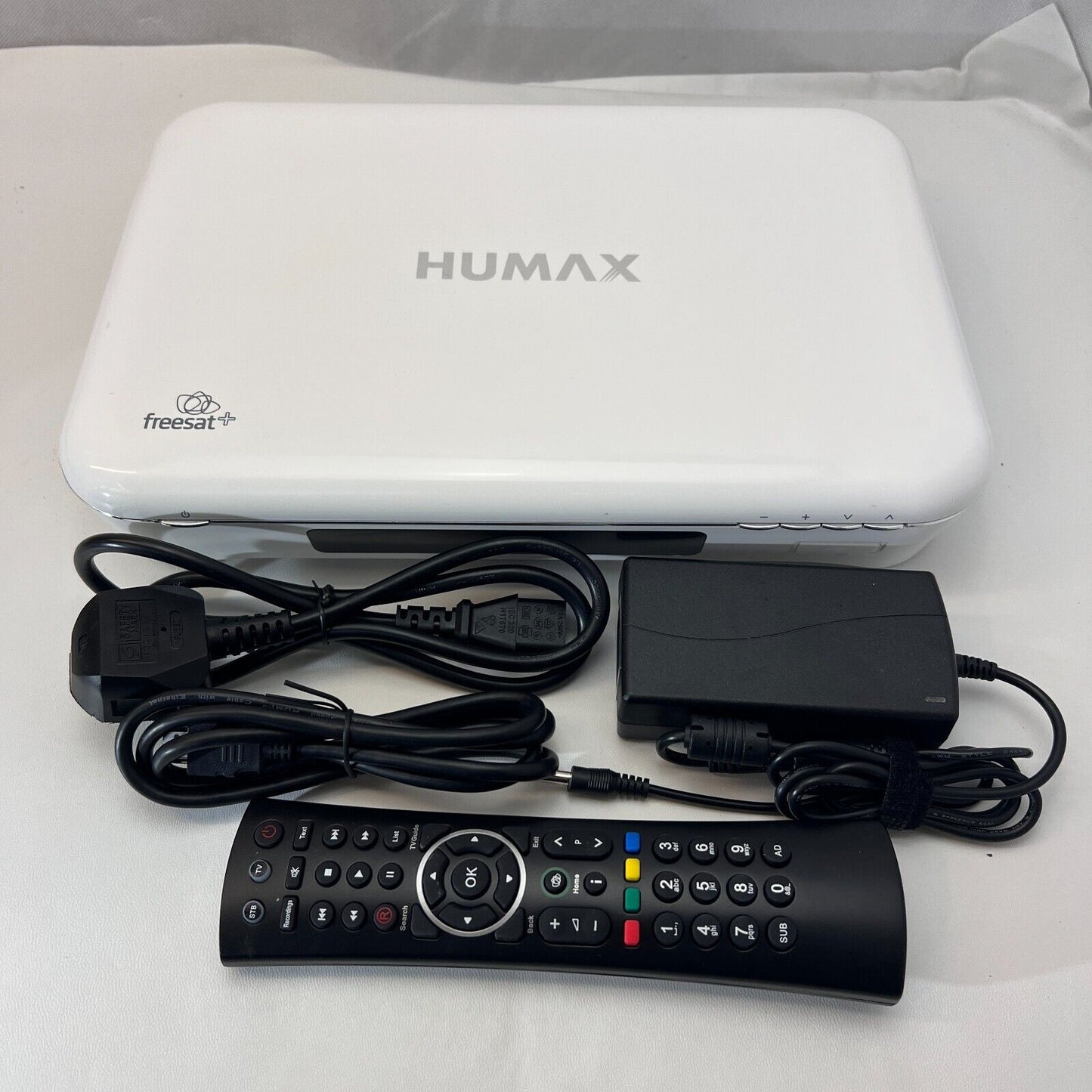 White Humax Feesat Box HD TV  WIFI Good condition 1 year warranty