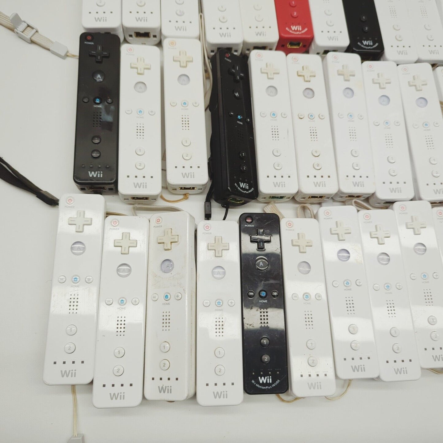 70 X Official Genuine Nintendo Wii Wireless Remote Controllers  Bulk - Faulty