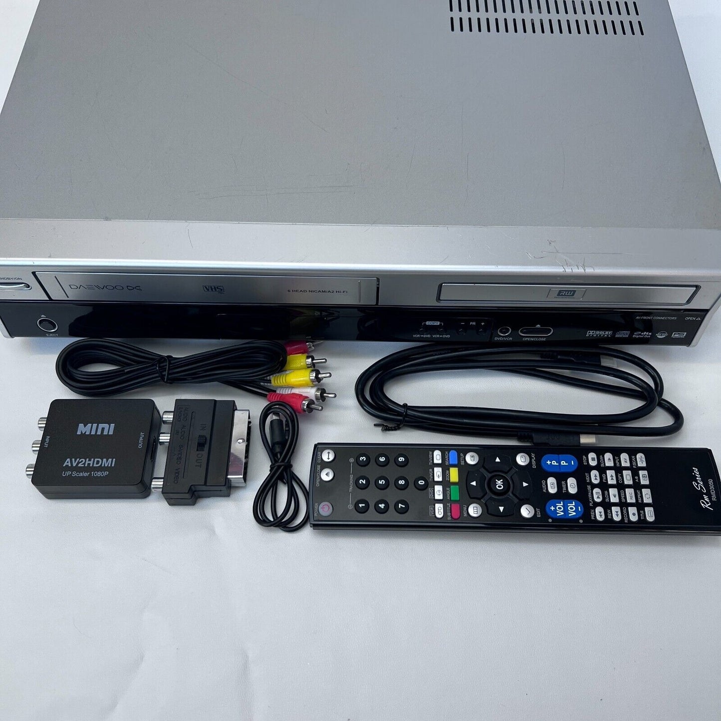 Daewoo Drv-6700p DVD VCR VHS Player Recorder 6-Head NTSC Copy VHS to DVD Remote