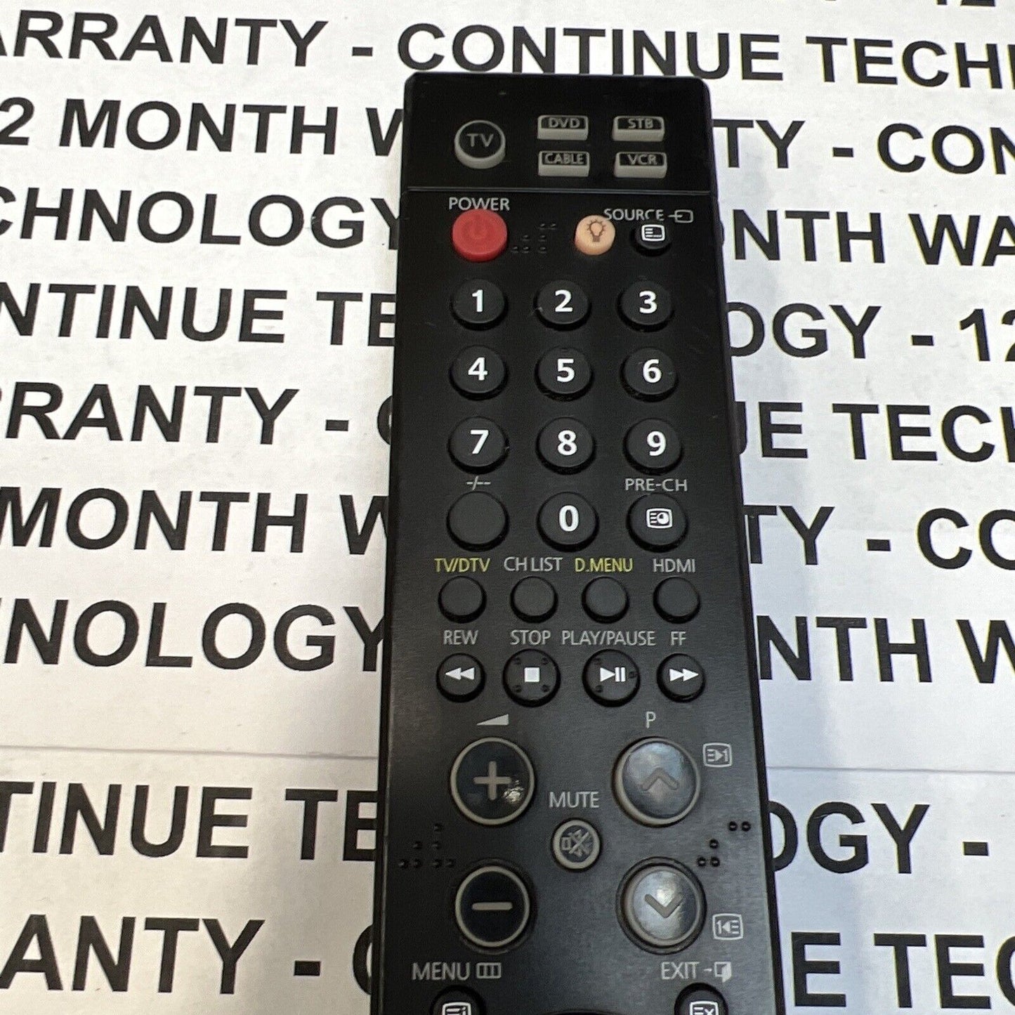 Samsung (BN59-00611A) Original/Genuine Remote Control / TV, DVD, STB, VCR