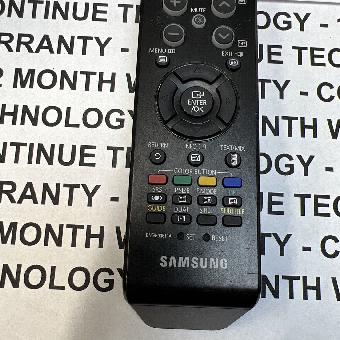 Samsung (BN59-00611A) Original/Genuine Remote Control / TV, DVD, STB, VCR