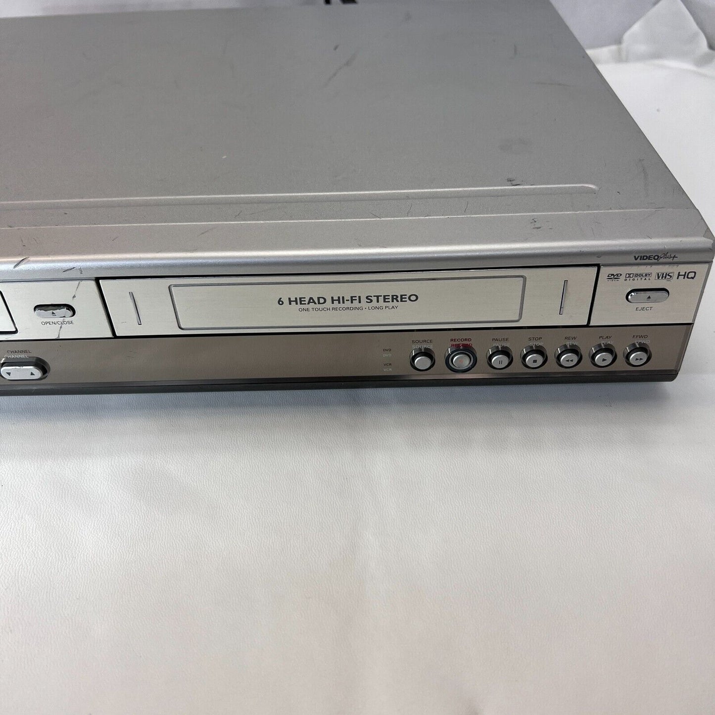 Philips DVDR3320V VHS-DVD COMBI VHS Recorder PLAYER VCR to DVD w/ Remote + Cable