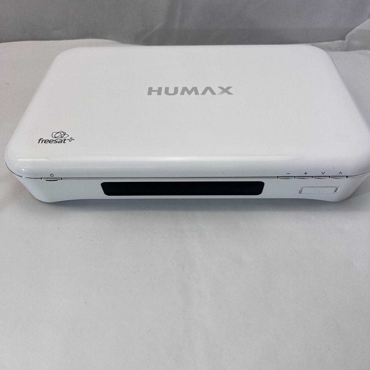 White Humax Feesat Box HD TV  WIFI Good condition 1 year warranty