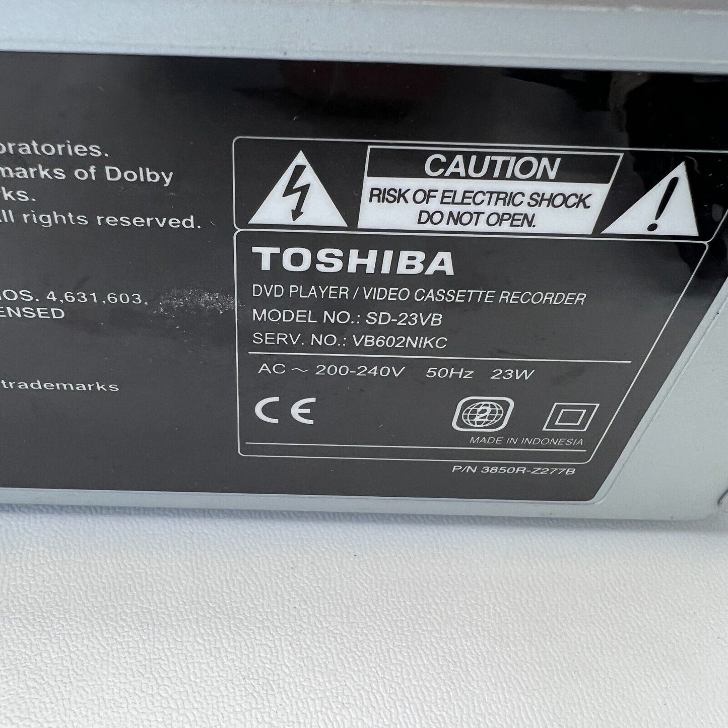 Toshiba SD-23VB VHS Player VCR - DVD Combi Hi-Fi With Remote