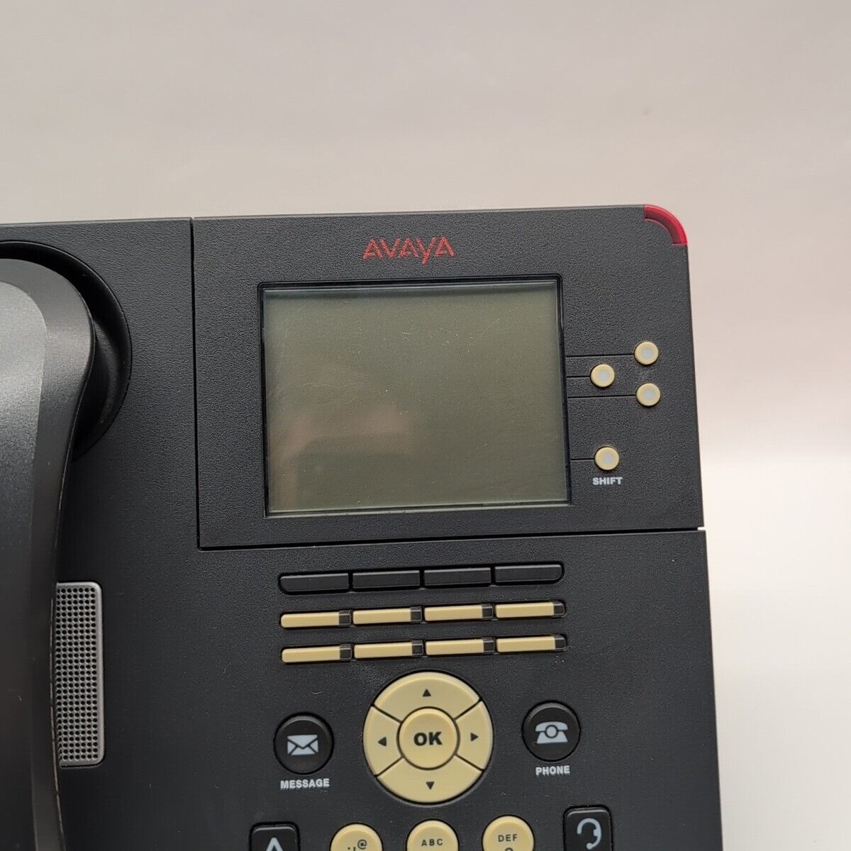 Avaya 9650 VoIP Telephone - PoE Office Deskphone with Stand & Handset -700383938