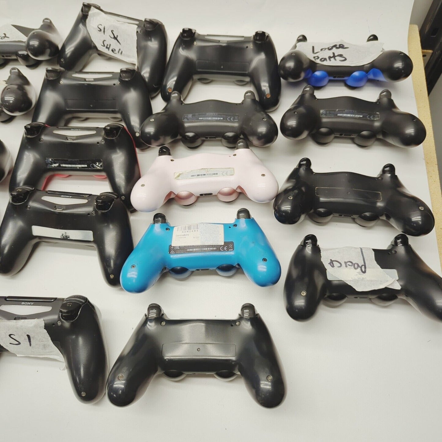 Faulty 29x Genuine PlayStation 4 PS4 controllers Bundle Joblot Black pink Blue