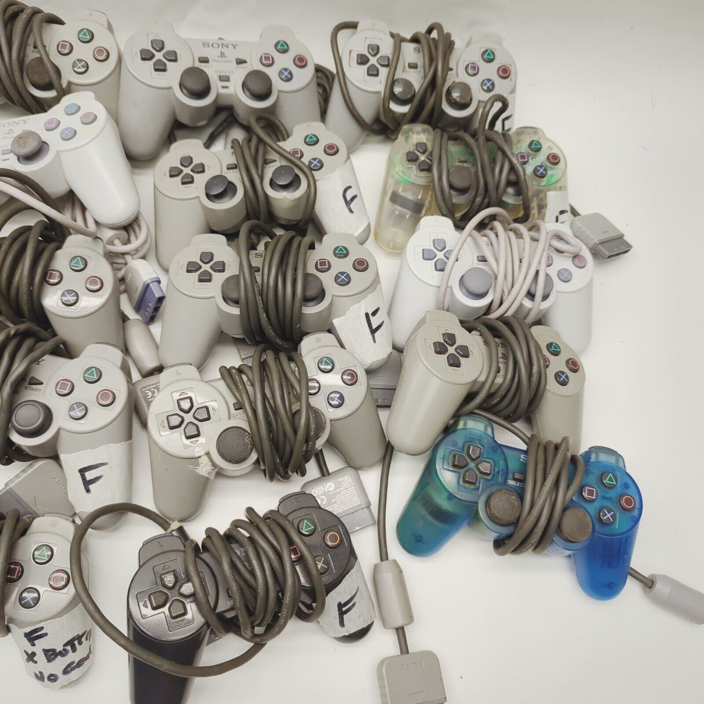 Faulty  - 30 x PlayStation 1  ps1 Controllers Job lot Bundle Grey crystal blue