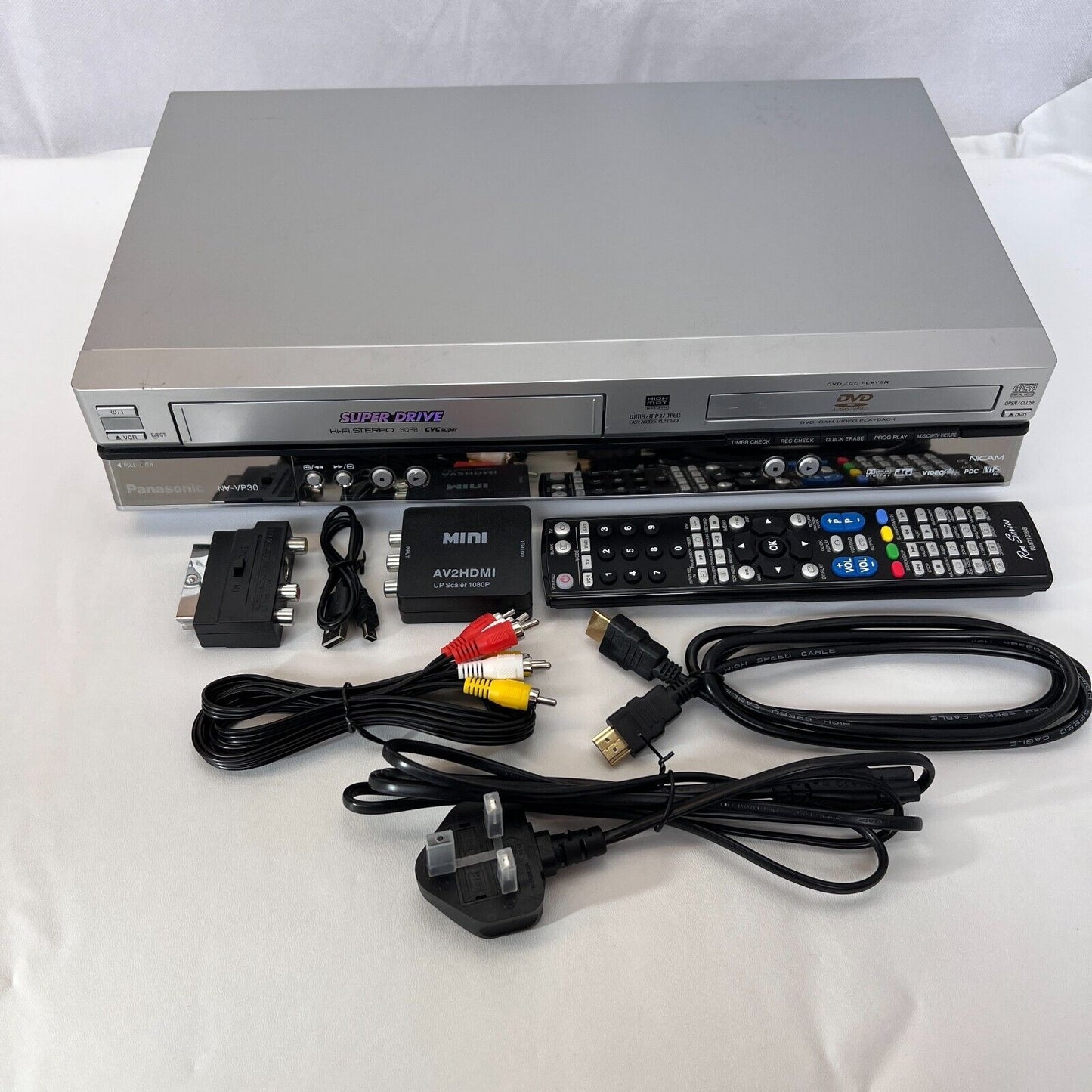 Panasonic NV-VP30EB-S Super Drive Dual VHS DVD VCR VIDEO Combo Recorder + Remote