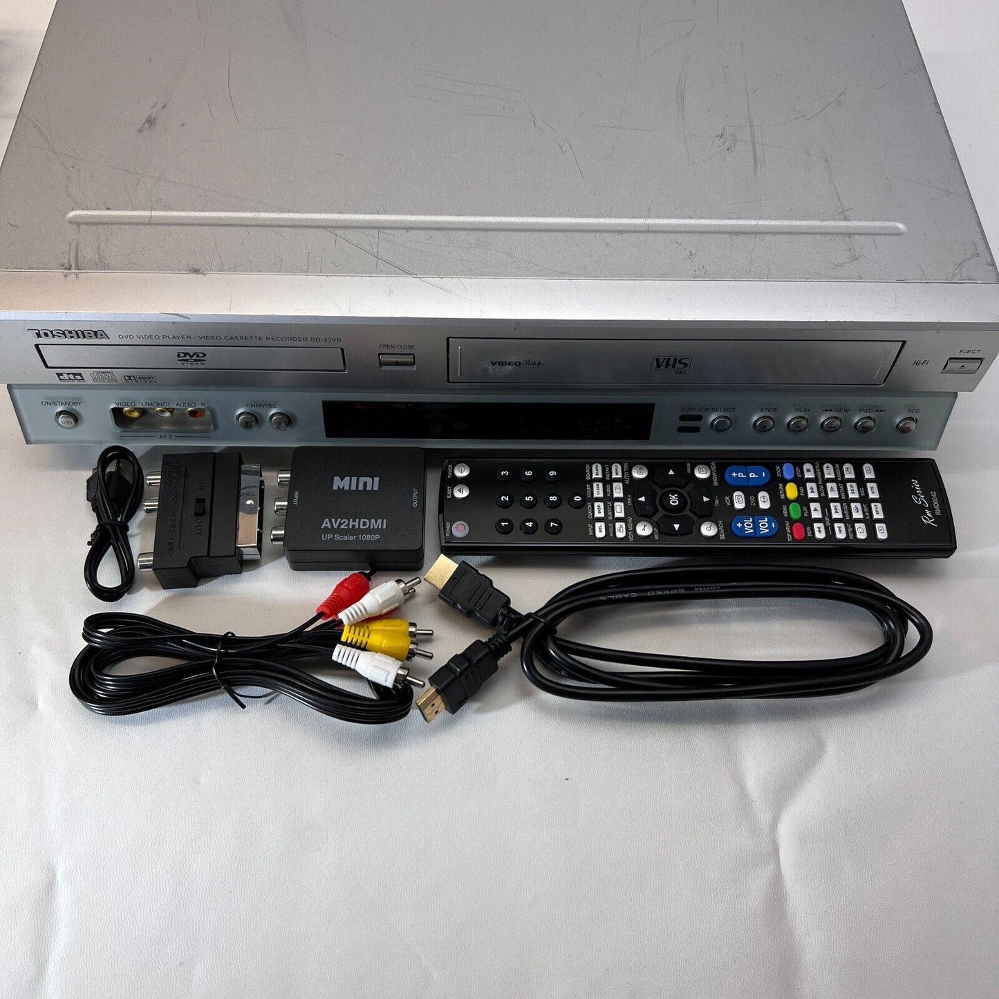 Toshiba SD 33VB DVD Video Player Video Cassette Recorder Remote Tested Working