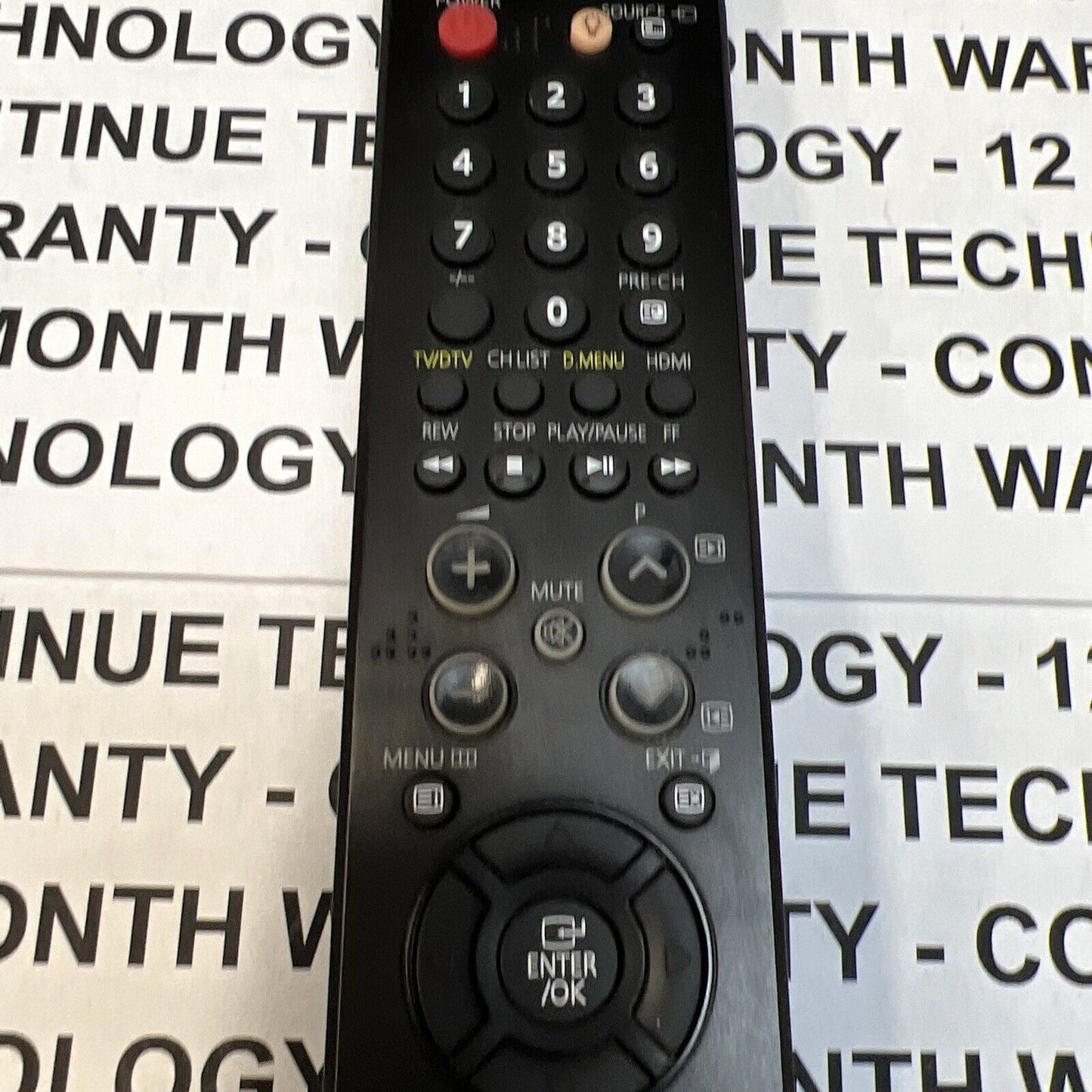 Samsung (BN59-00611A) Original/Genuine Remote Control / TV, DVD, STB, VCR