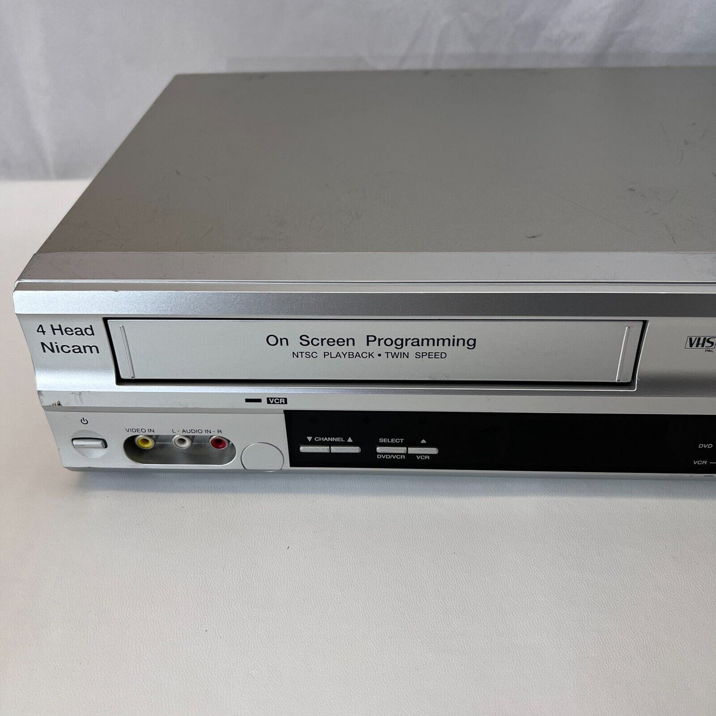 Ferguson FVD100-01 VCR Player DVD Player w/ Remote + Cables + NTSC/PAL Converter