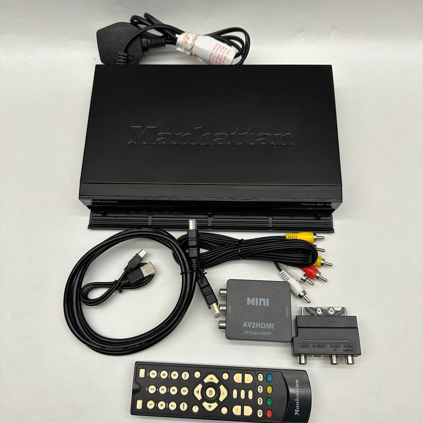 Manhattan Plaza DS-100 Freesat SD Digital Receiver Remote Cables AV to HDMI kit