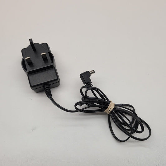 Genuine Channel Well Technology (CWT) Model PGA-018F 12V 1.5A 18W AC Adapter