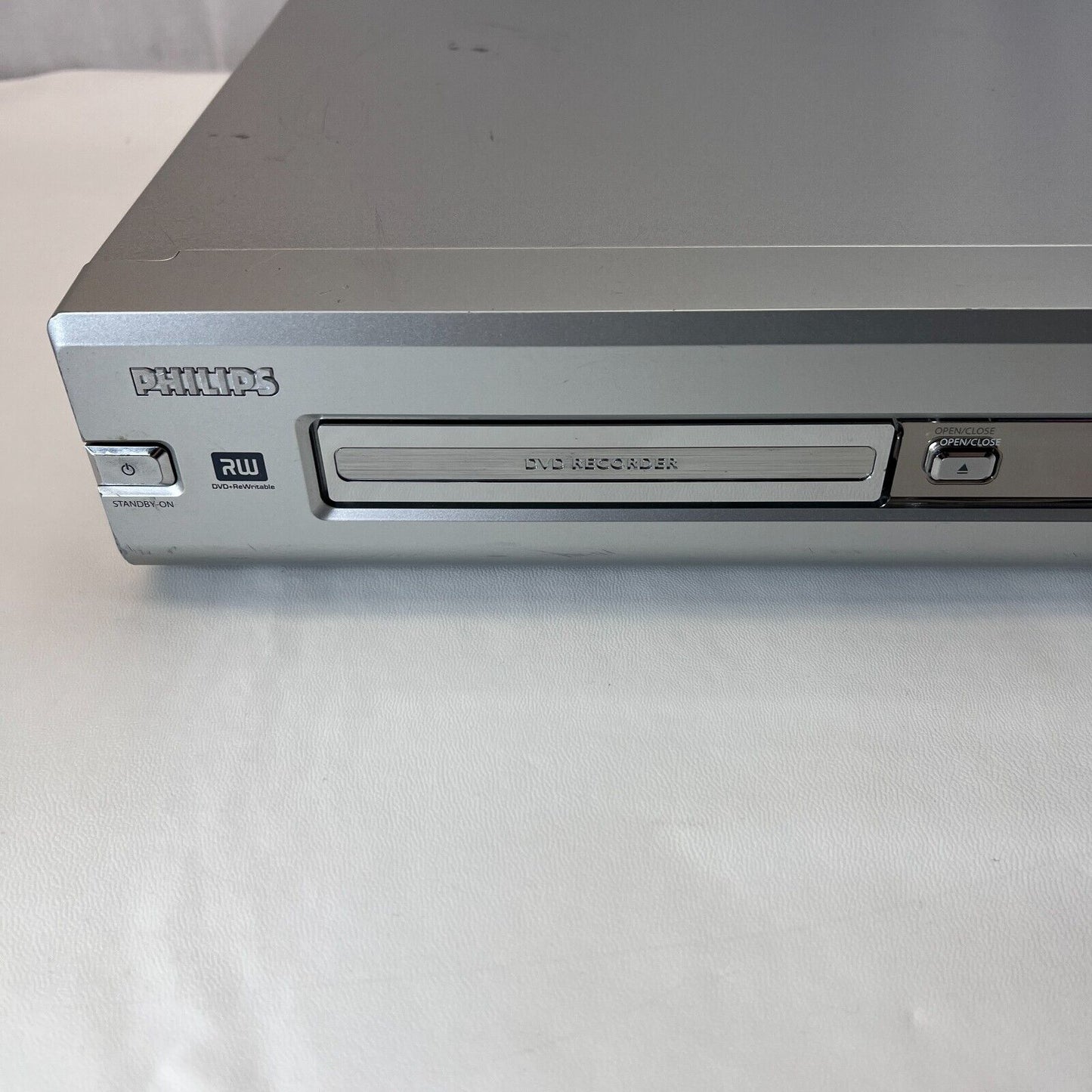 Philips DVDR70 Multi Region DVD Recorder w/ Remote + Cable + NTSC/PAL Converter