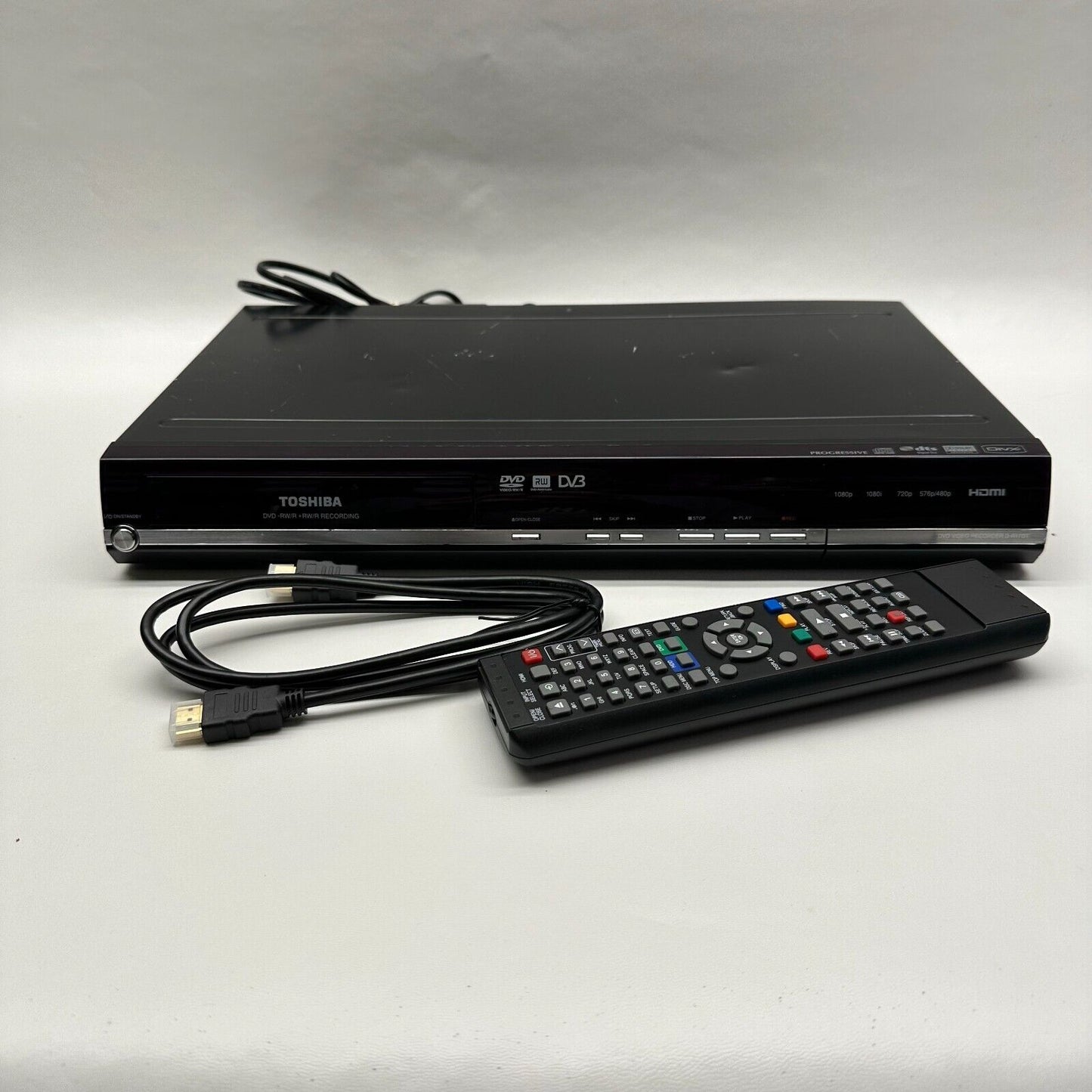 Toshiba D-R17DT-K-TB DVD - RW/R + RW/R Recorder Tested with Remote + Cables