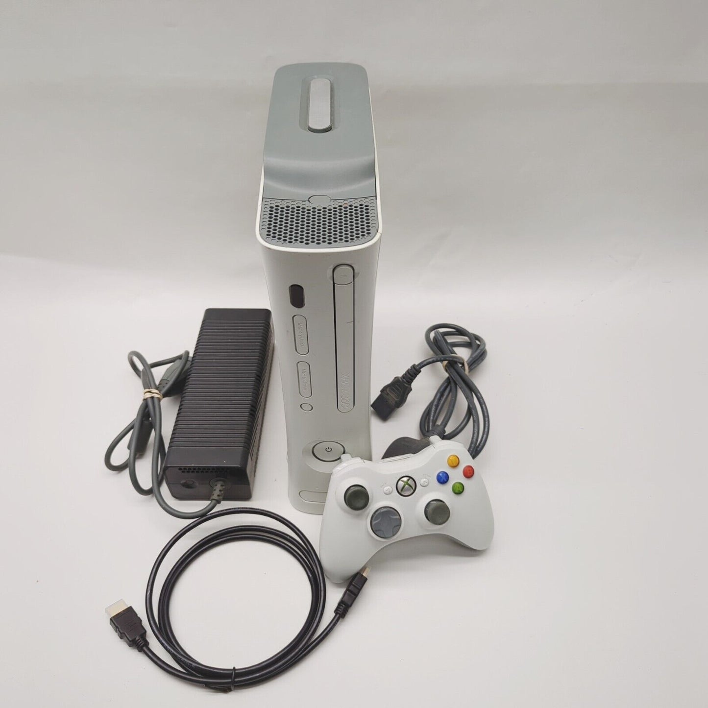 White Xbox 360 HDMI 60GB Console With Controller & Leads Warranty