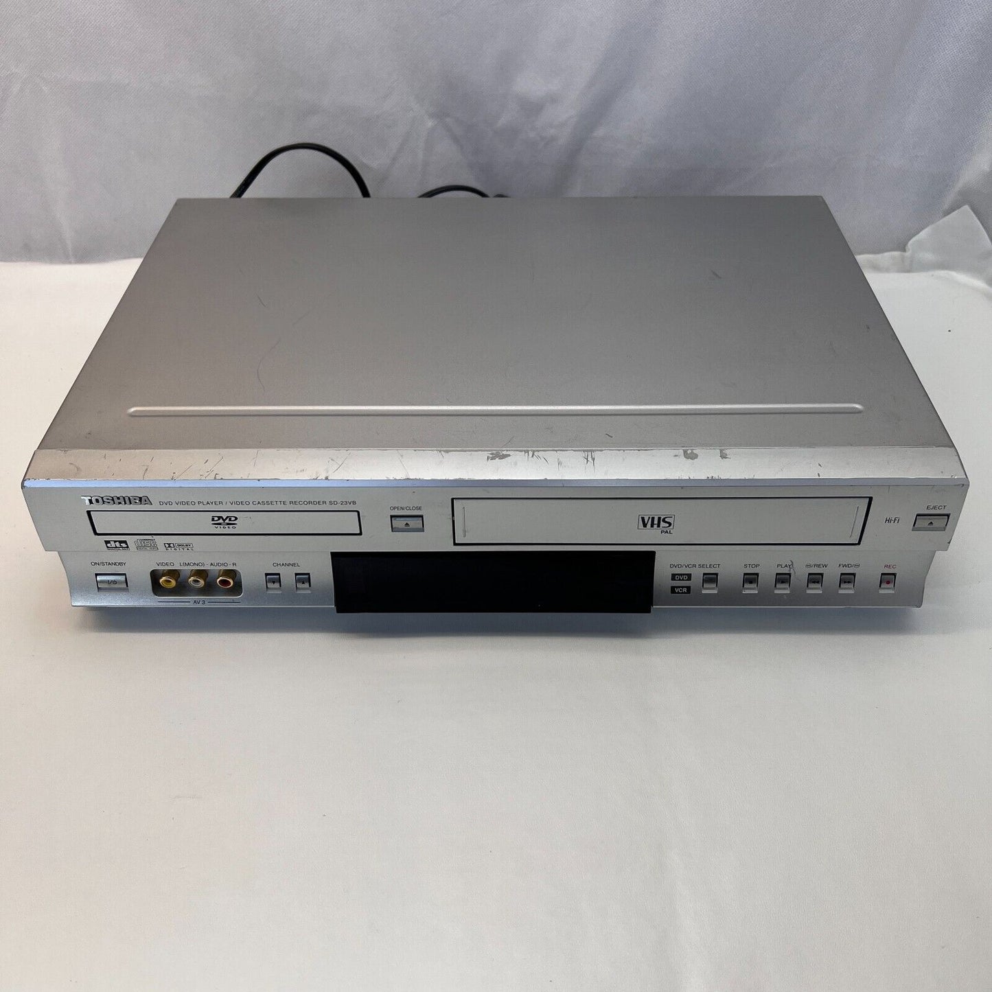 Toshiba SD-23VB VHS Player VCR - DVD Combi Hi-Fi With Remote