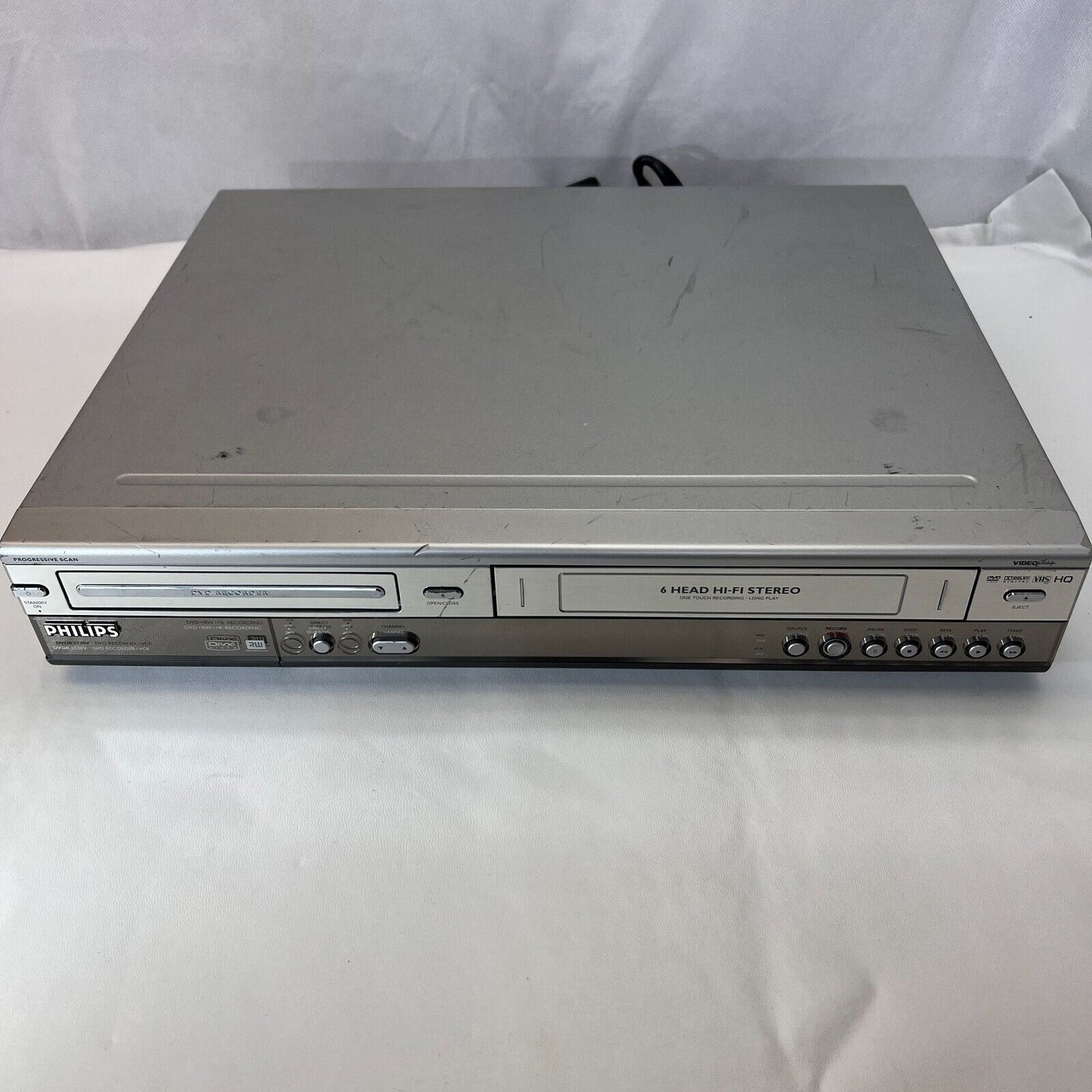 Philips DVDR3320V VHS-DVD COMBI VHS Recorder PLAYER VCR to DVD w/ Remote + Cable