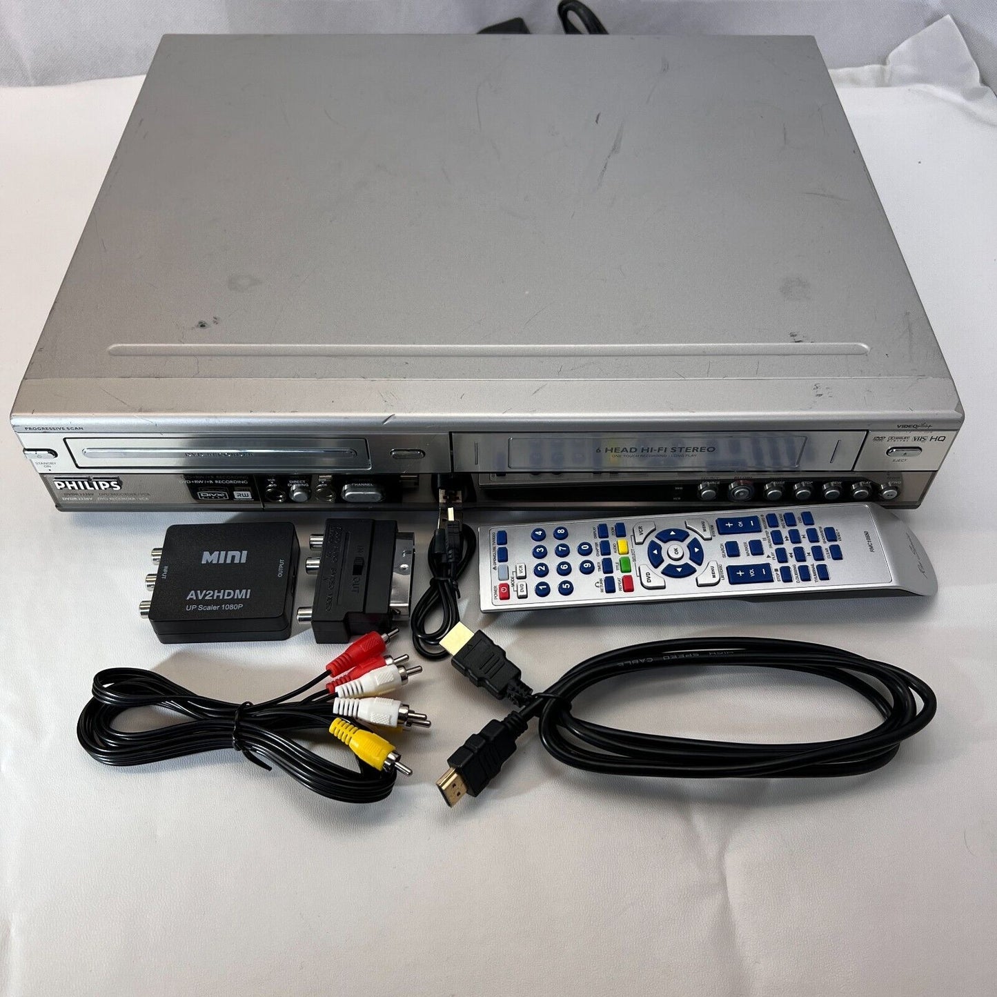 Philips DVDR3320V VHS-DVD COMBI VHS Recorder PLAYER VCR to DVD w/ Remote + Cable