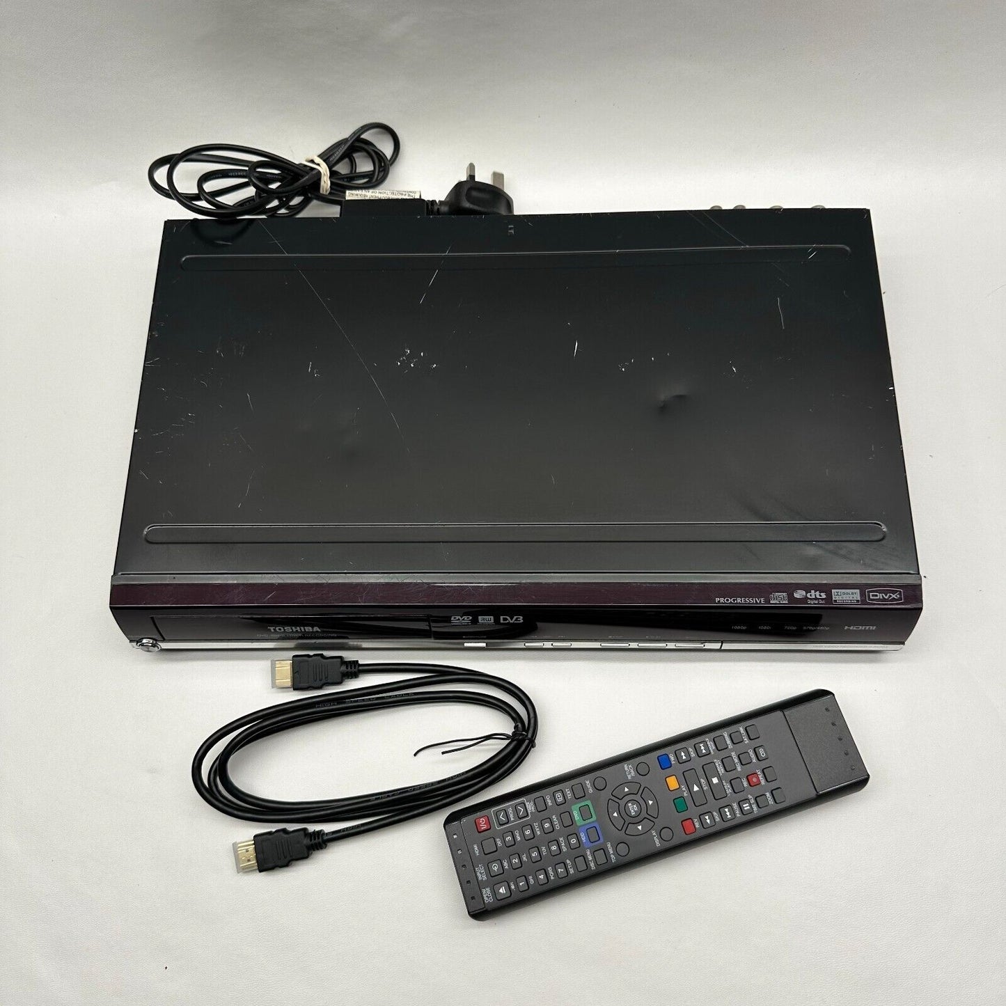 Toshiba D-R17DT-K-TB DVD - RW/R + RW/R Recorder Tested with Remote + Cables