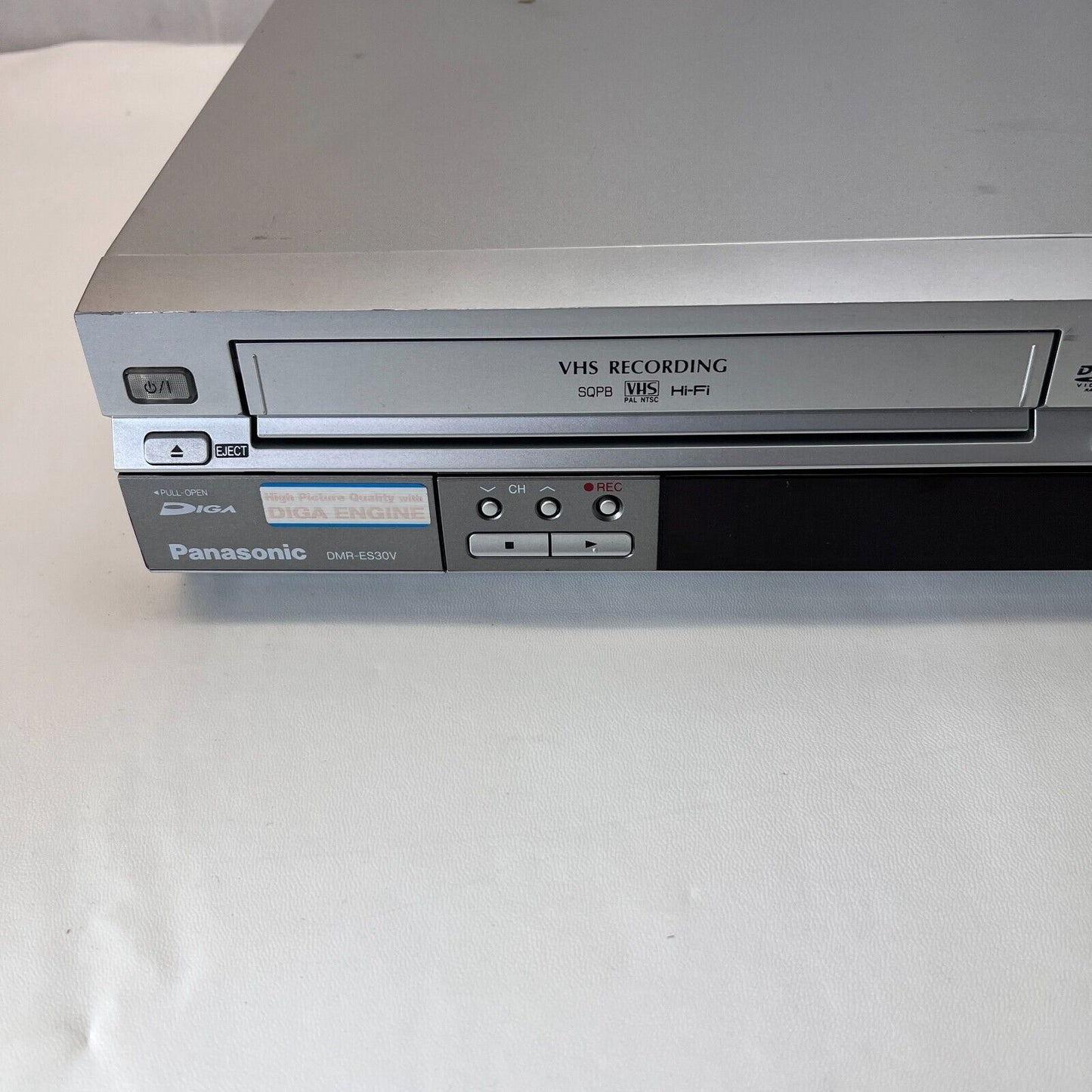 Panasonic DMR-ES30V DVD VCR Recorder Combi Copy VHS To DVD with Remote