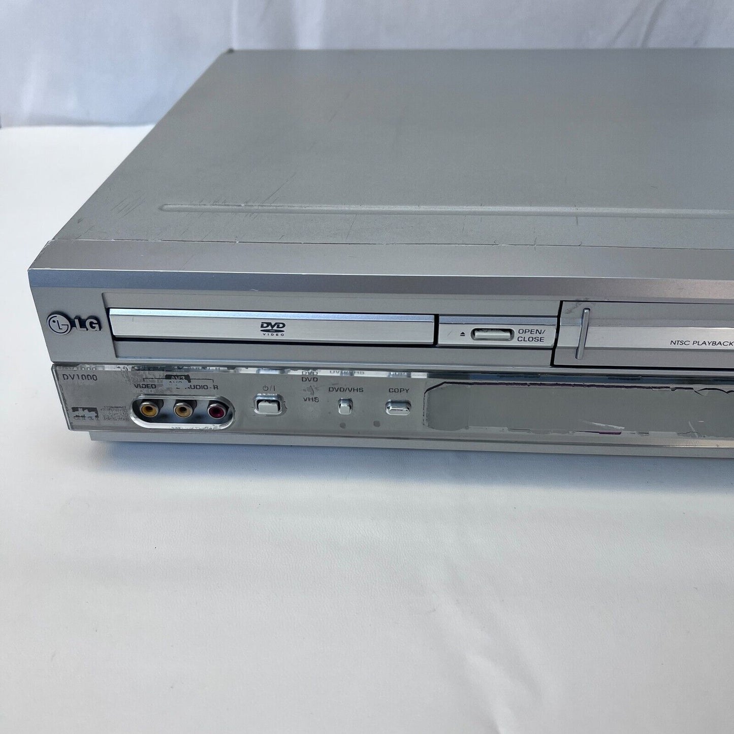 LG DV1000 VHS VCR Recorder / DVD Player Combi player With Remote