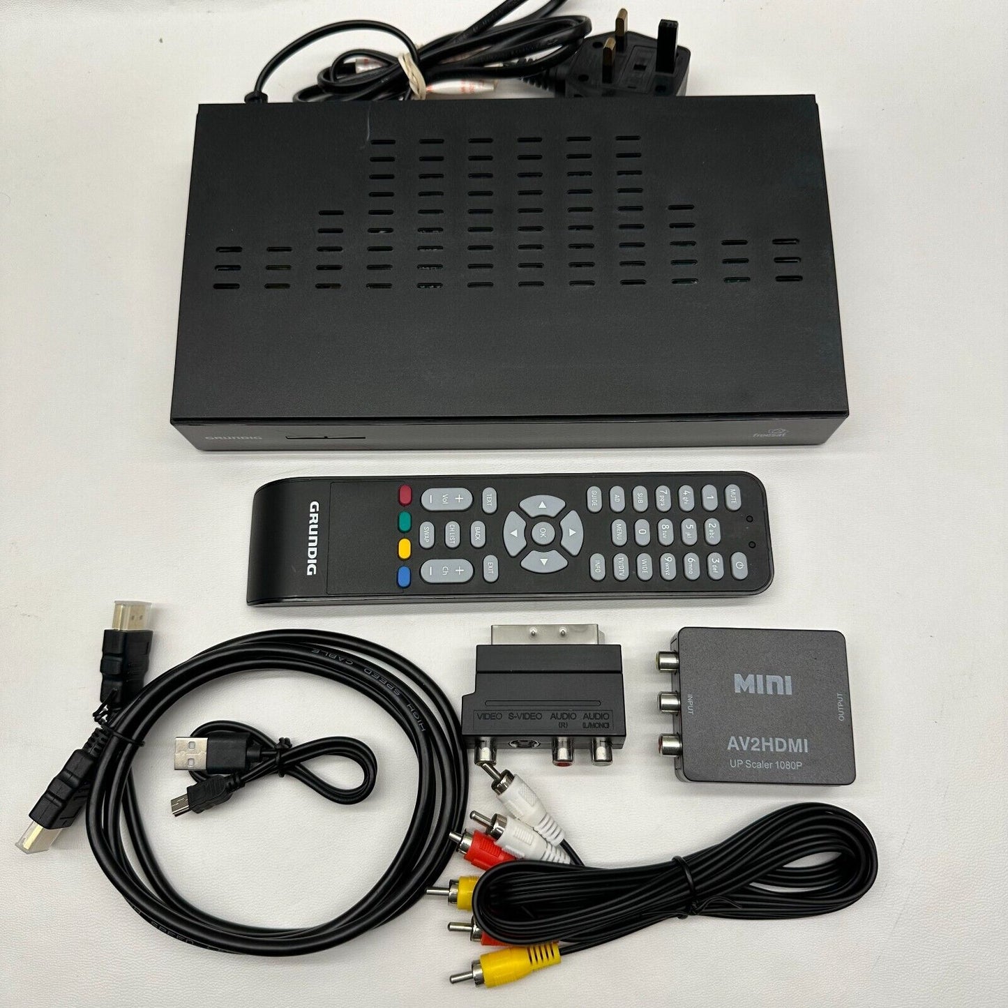 GRUNDIG GUFSAT02SD Freesat Digital Box Tested w/ Remote + Cables AV to HDMI kit