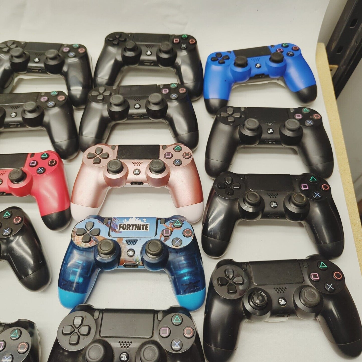 Faulty 29x Genuine PlayStation 4 PS4 controllers Bundle Joblot Black pink Blue