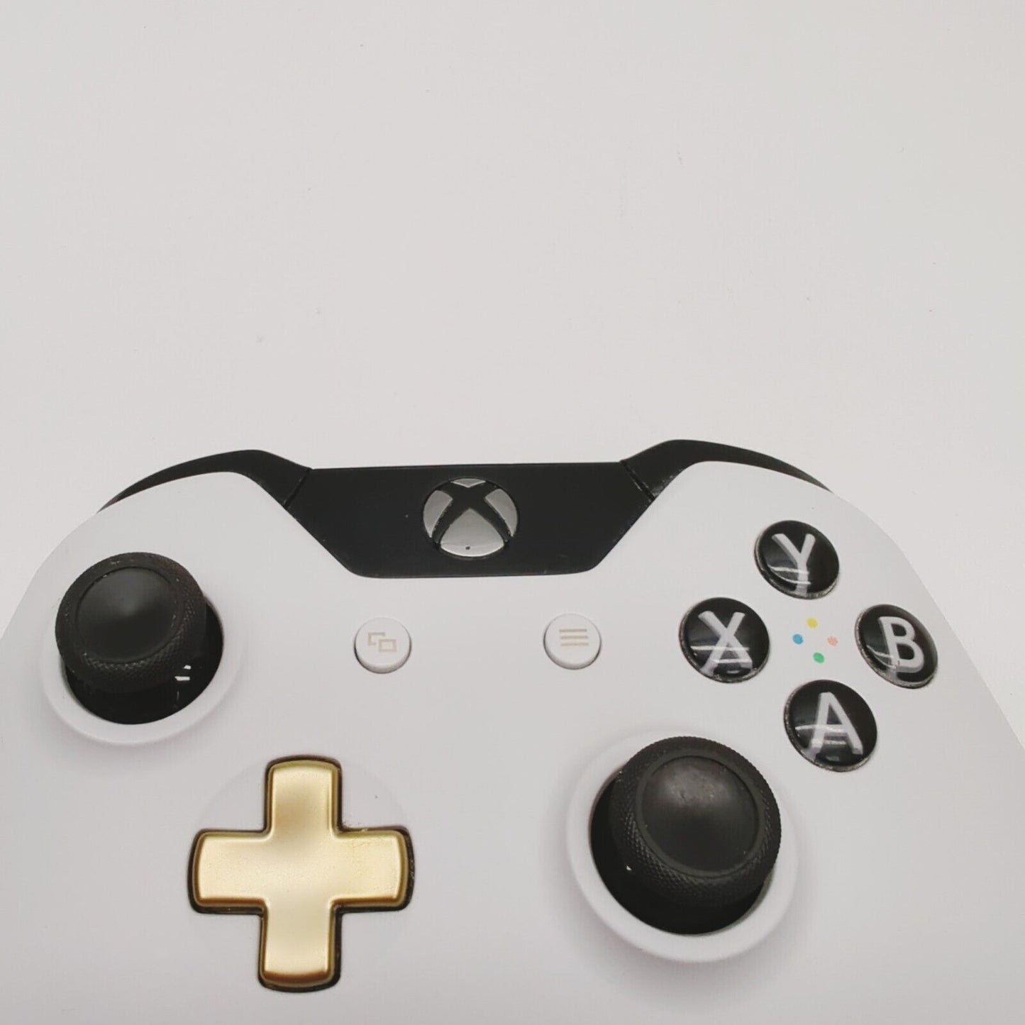 Official Xbox One Lunar White / Gold Controller Pad Video Game Accessories