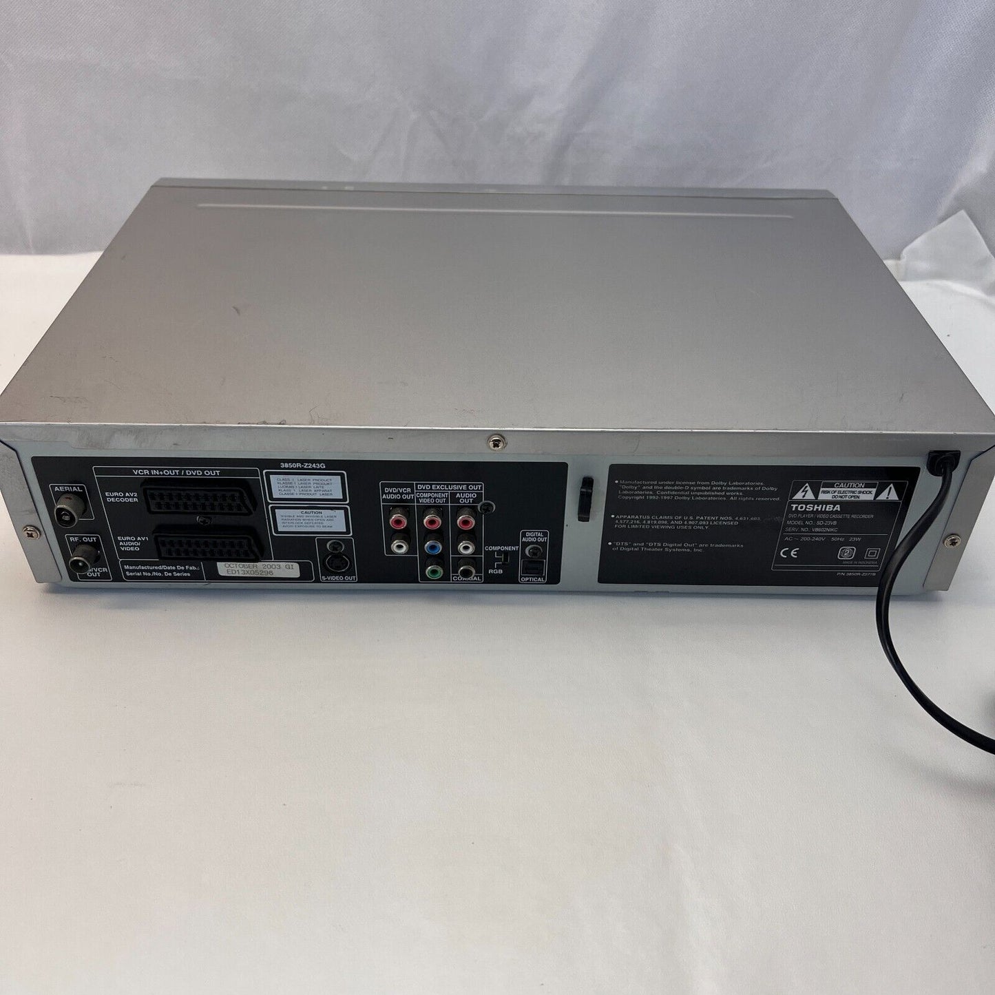 Toshiba SD-23VB VHS Player VCR - DVD Combi Hi-Fi With Remote